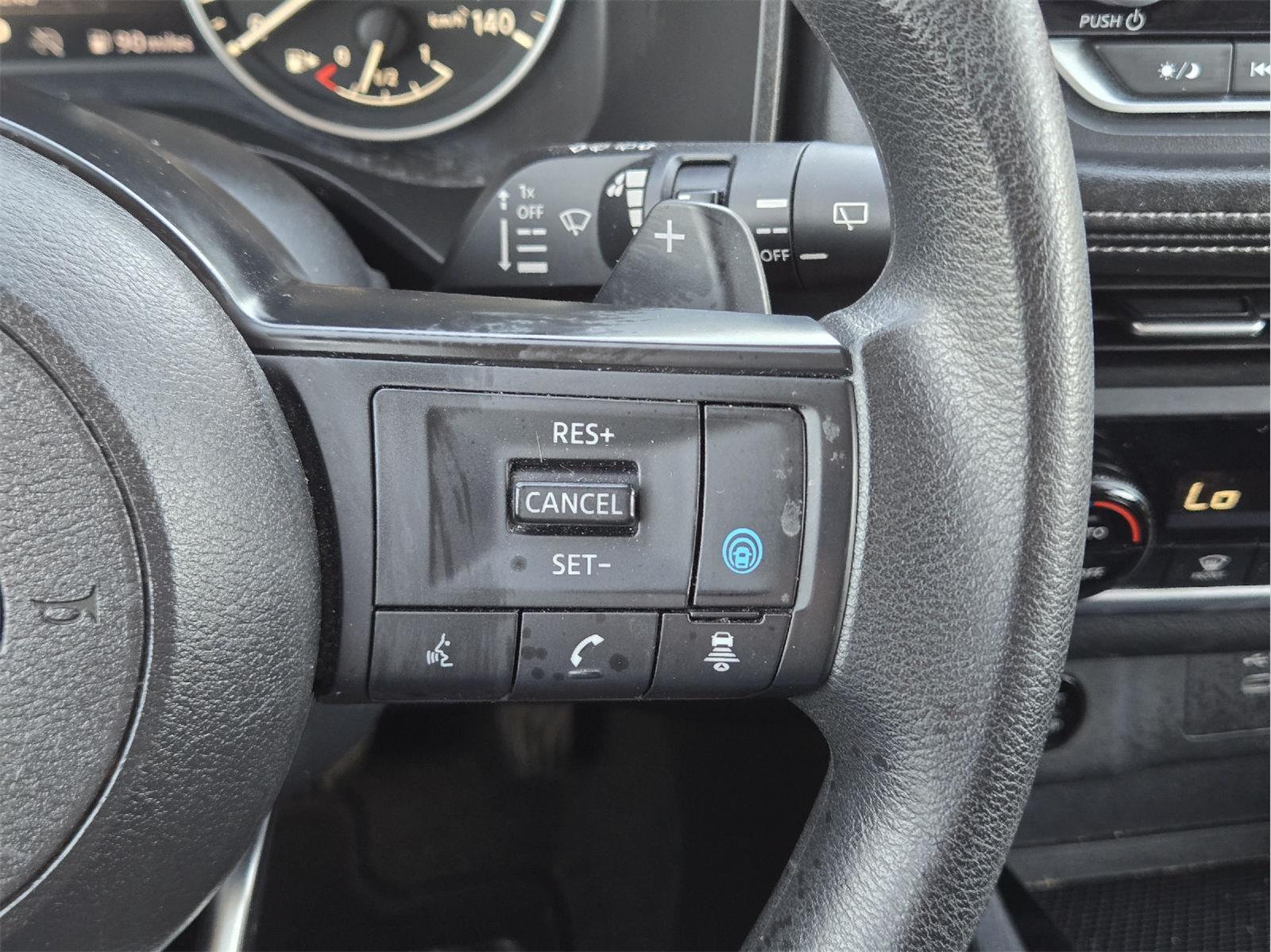 2024 Nissan Rogue photo 29 of 34