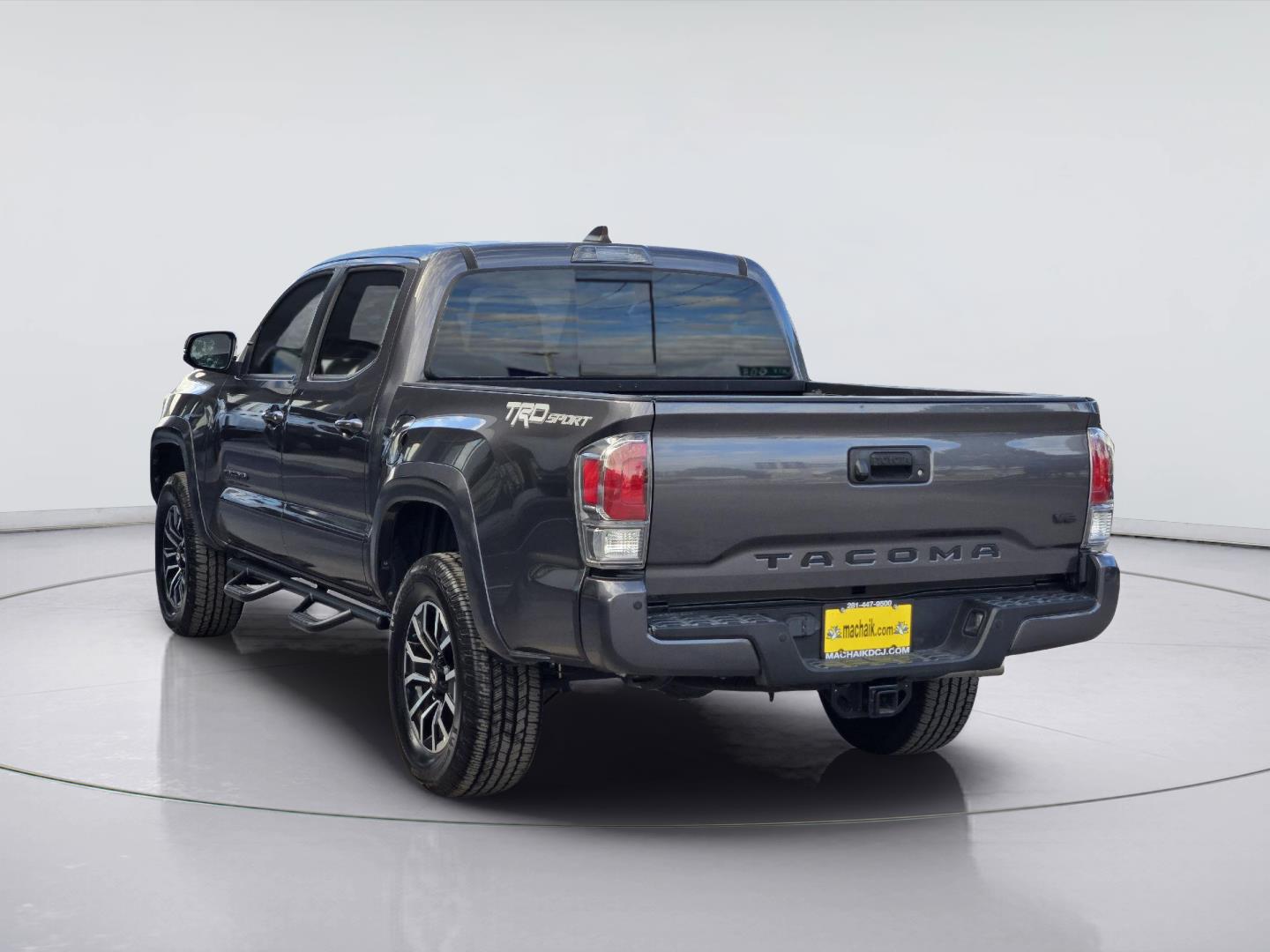 2021 Toyota Tacoma photo 6 of 35