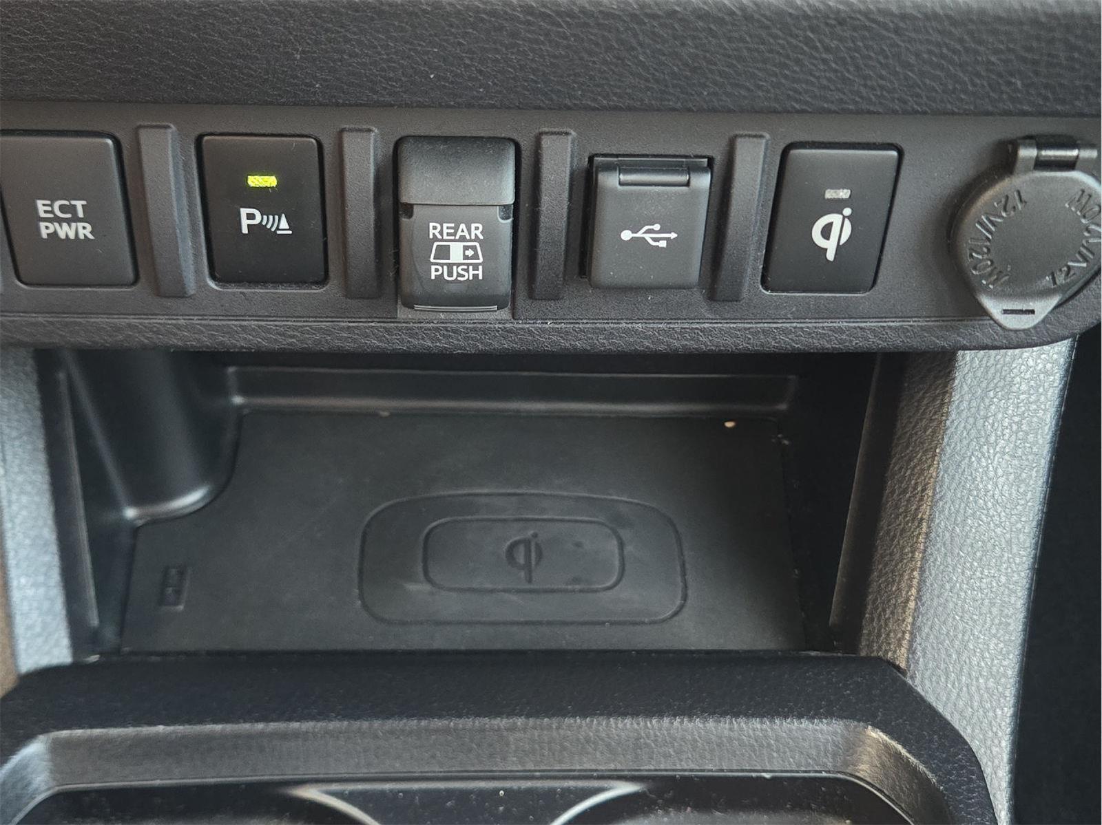 2021 Toyota Tacoma photo 26 of 35
