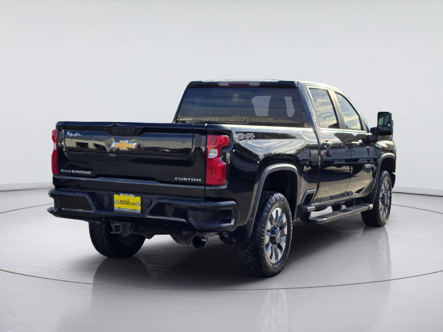 2022 Chevrolet Silverado 2500HD photo 4 of 35