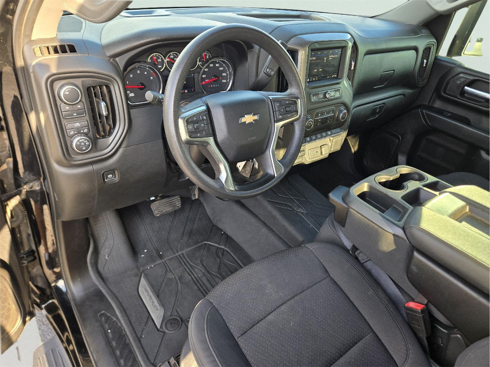 2022 Chevrolet Silverado 2500HD photo 11 of 35
