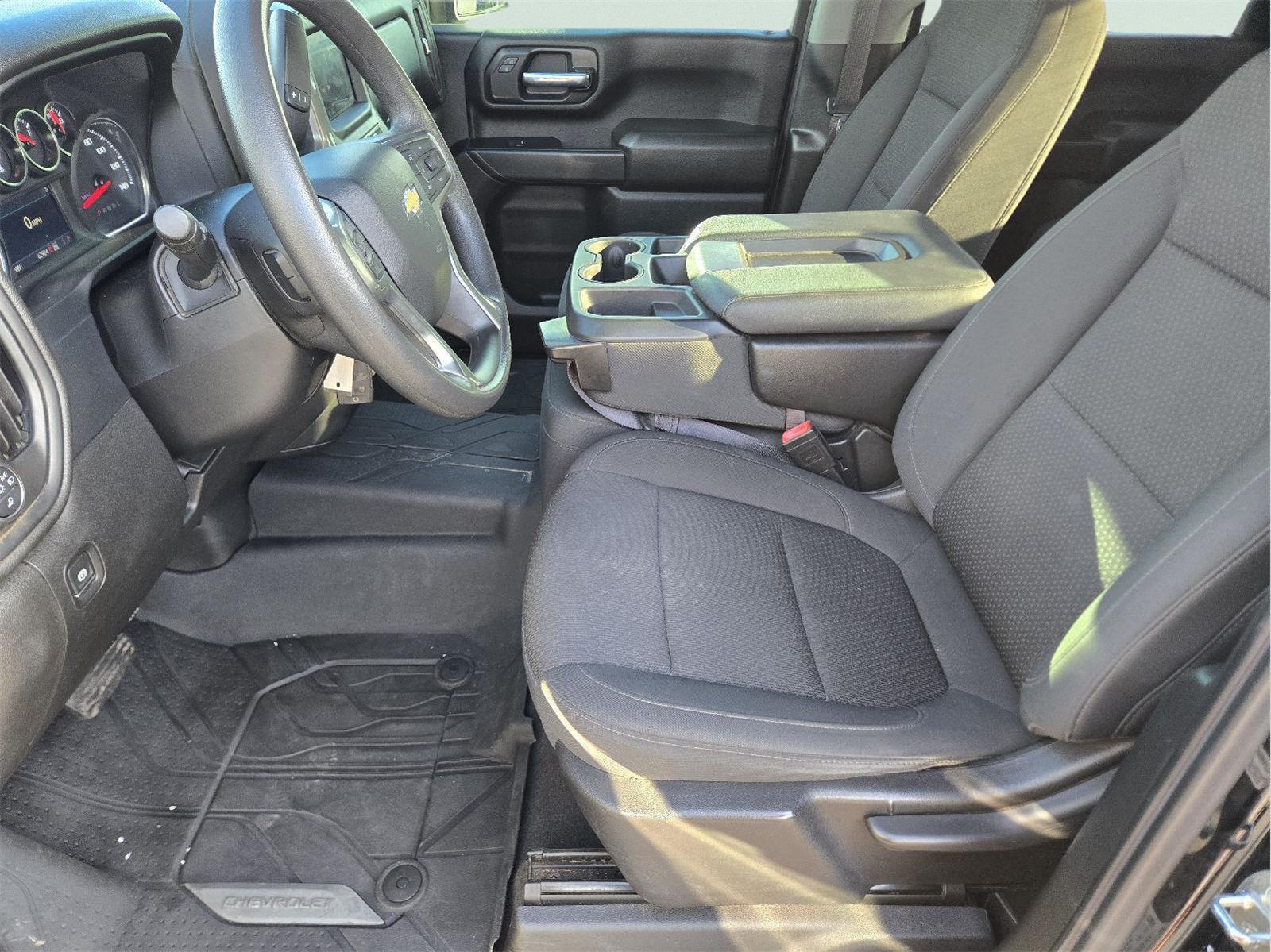 2022 Chevrolet Silverado 2500HD photo 14 of 35