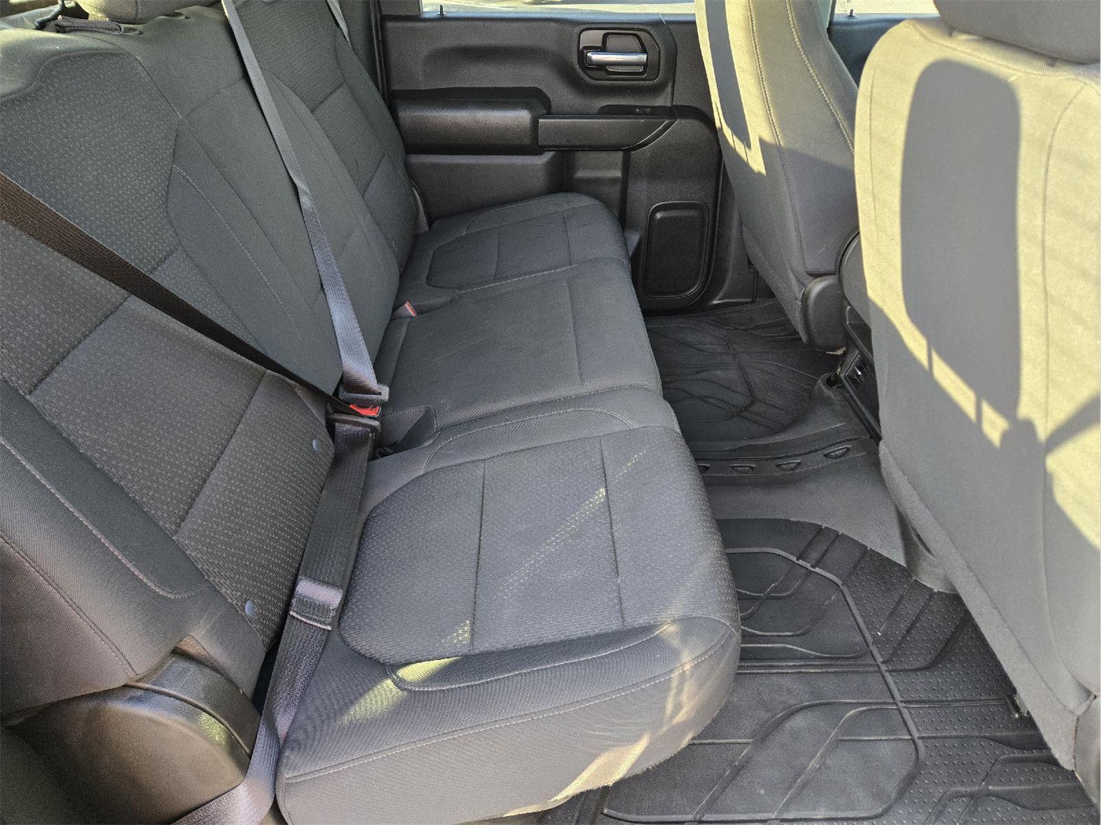 2022 Chevrolet Silverado 2500HD photo 21 of 35