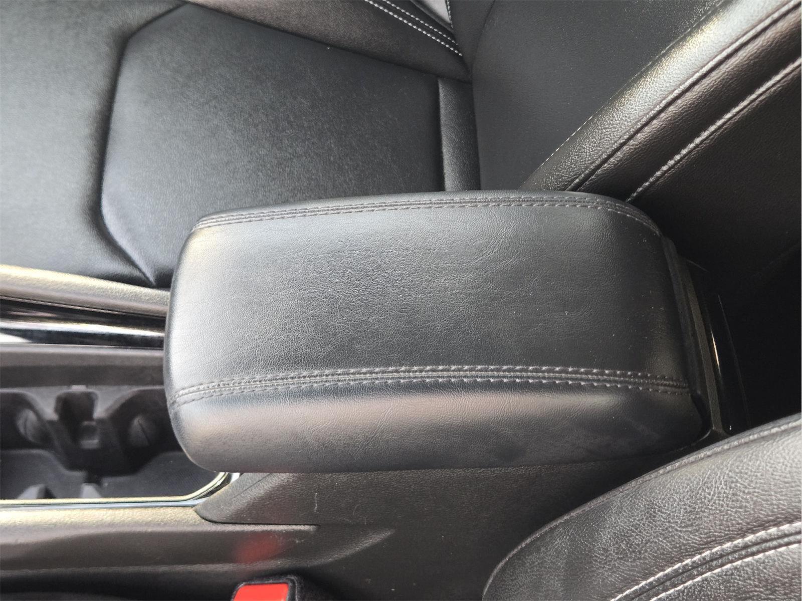 2025 Jeep Compass photo 15 of 35