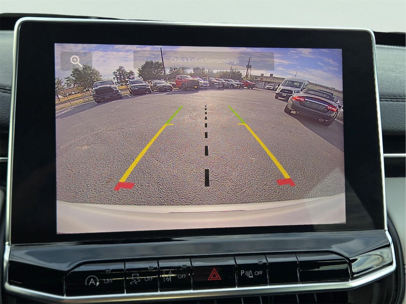 2025 Jeep Compass photo 25 of 35