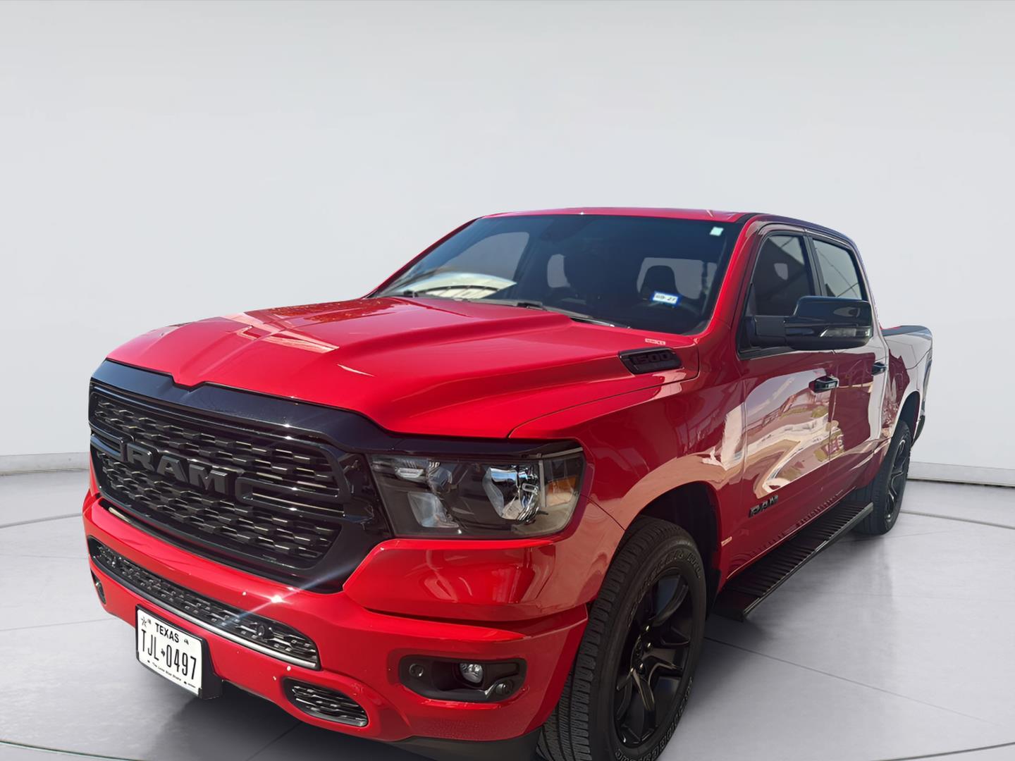 2023 RAM 1500 photo 2 of 5