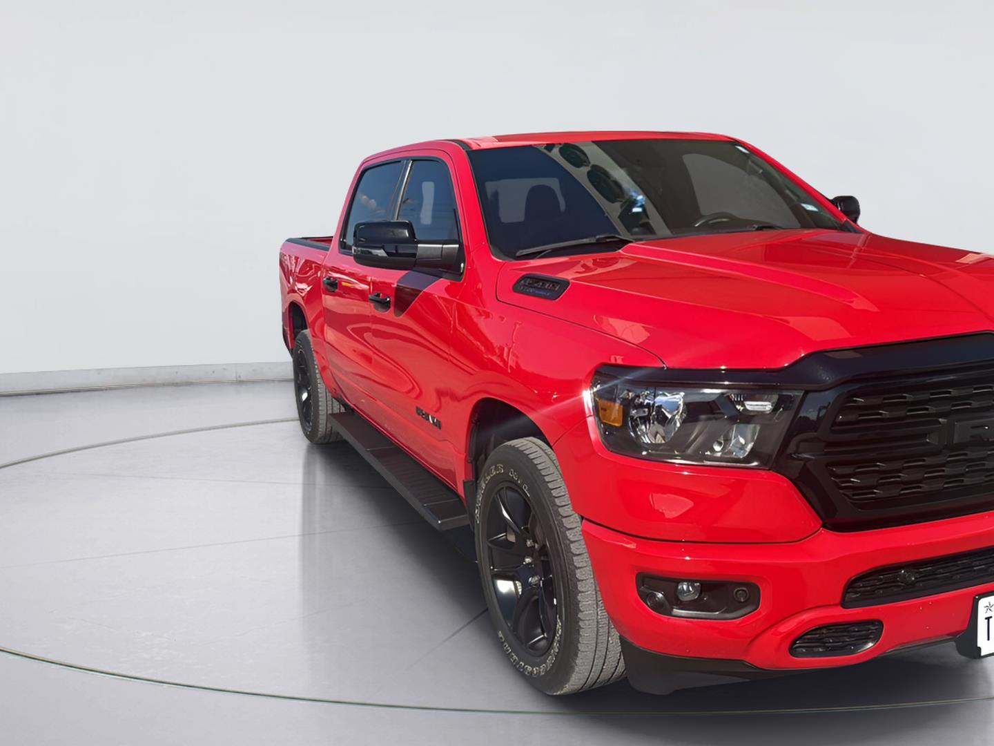 2023 RAM 1500 photo 3 of 5