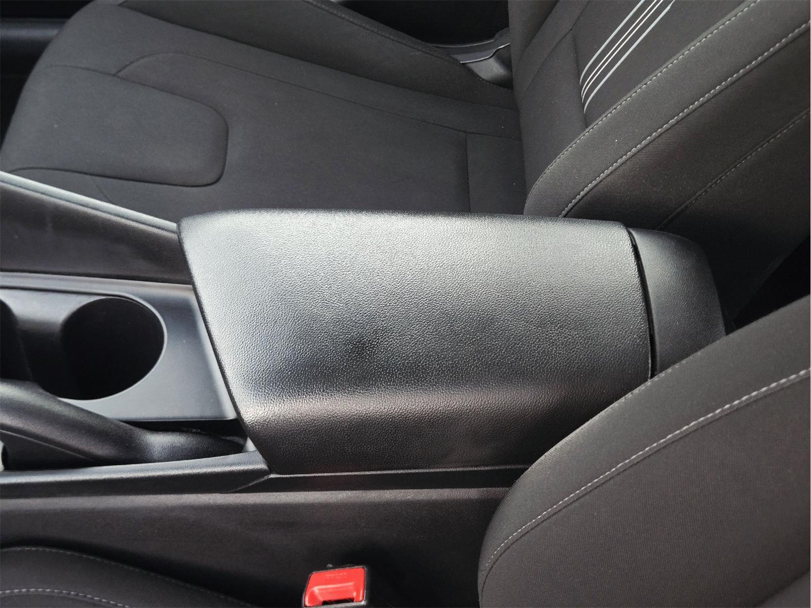 2023 Hyundai Elantra photo 13 of 35