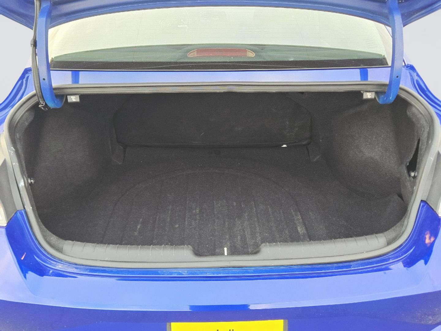 2023 Hyundai Elantra photo 20 of 35