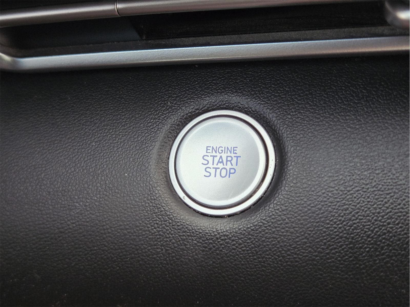 2023 Hyundai Elantra photo 24 of 35