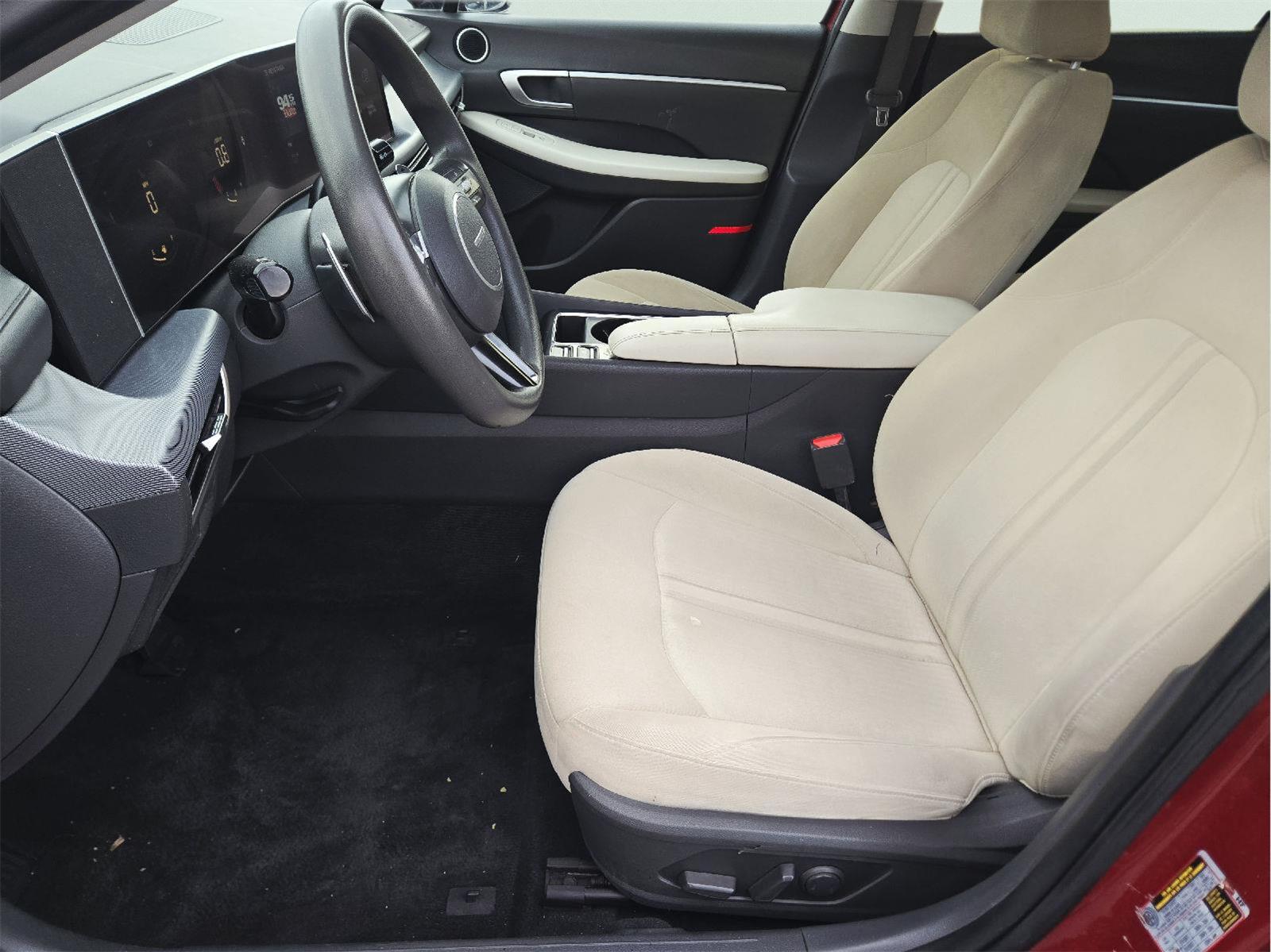2024 Hyundai Sonata photo 12 of 35