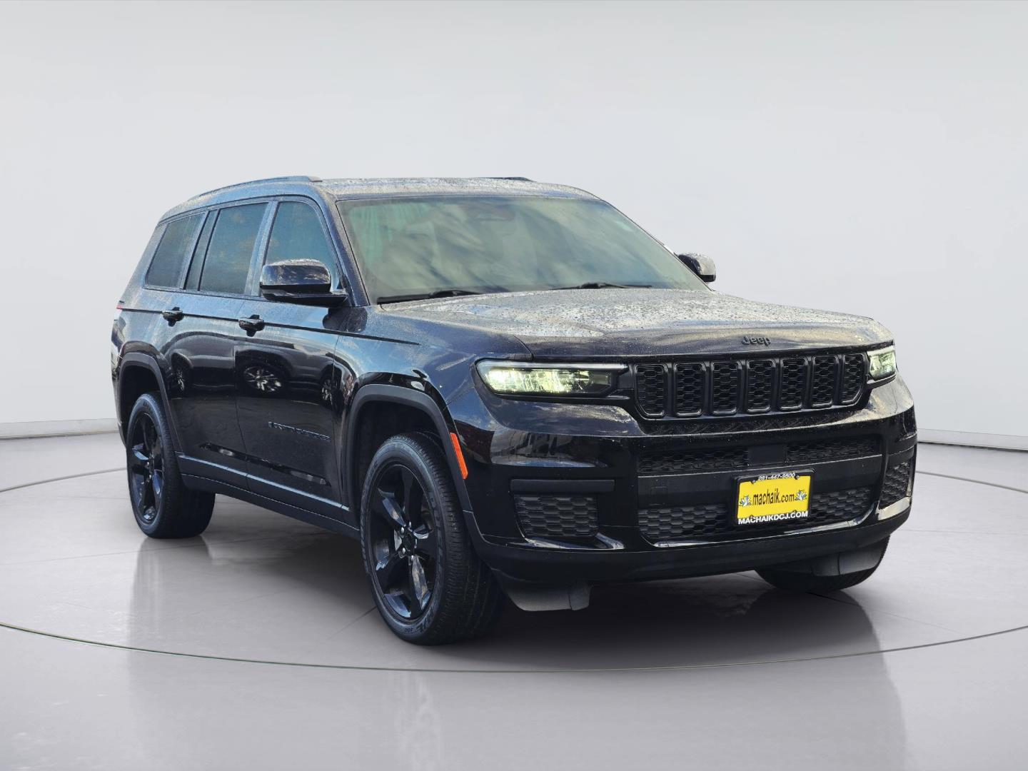 2022 JEEP GRAND CHEROKEE photo 3 of 34