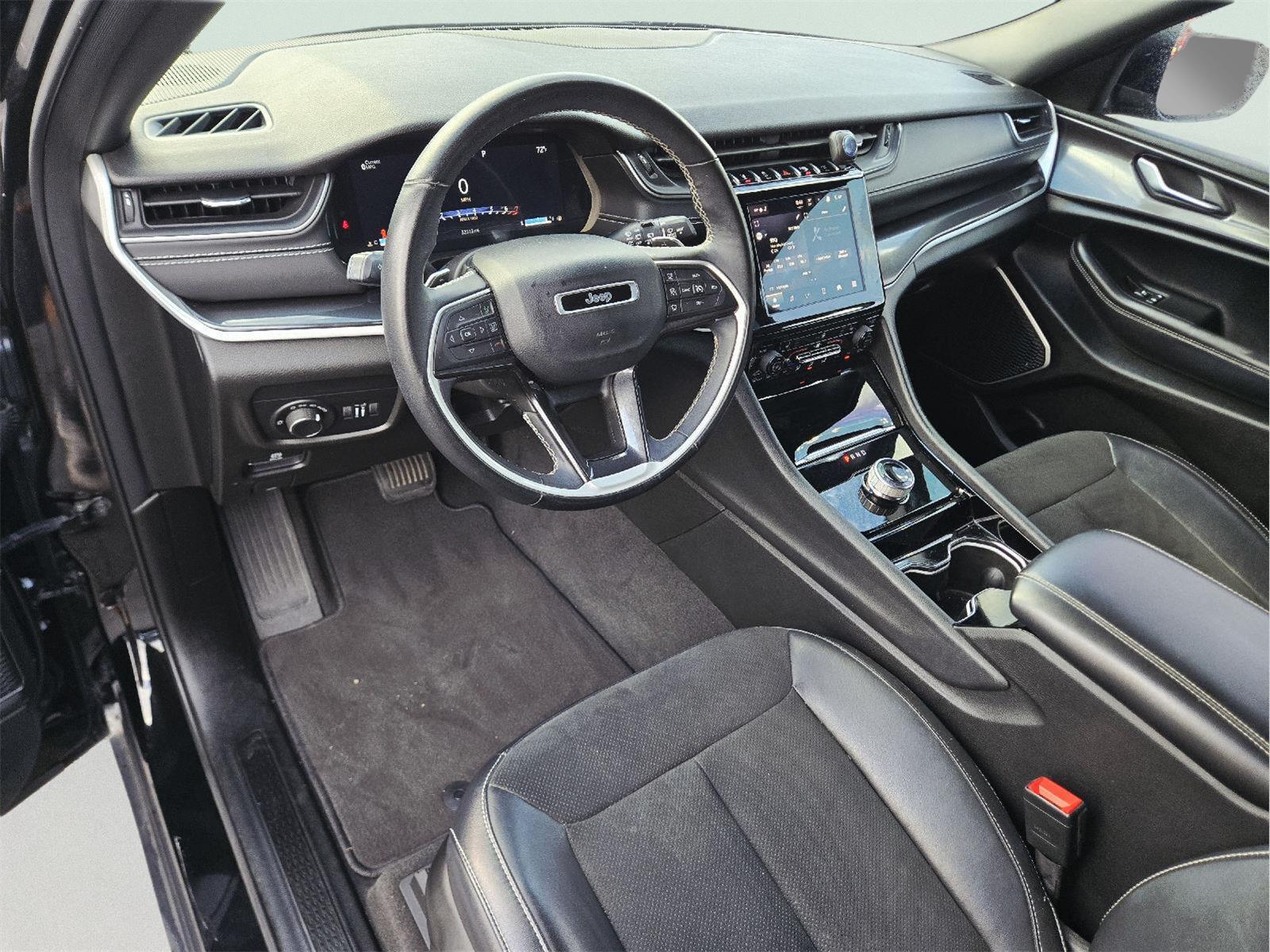 2022 JEEP GRAND CHEROKEE photo 10 of 34