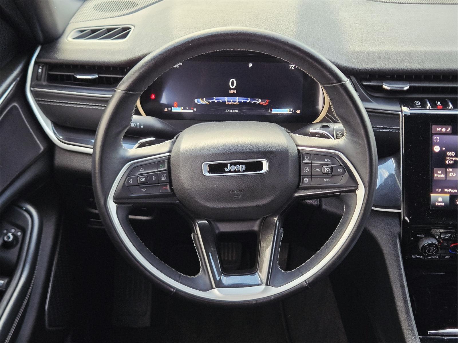 2022 JEEP GRAND CHEROKEE photo 28 of 34