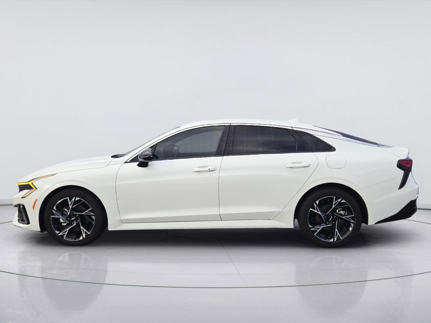 2026 KIA K5 photo 7 of 35