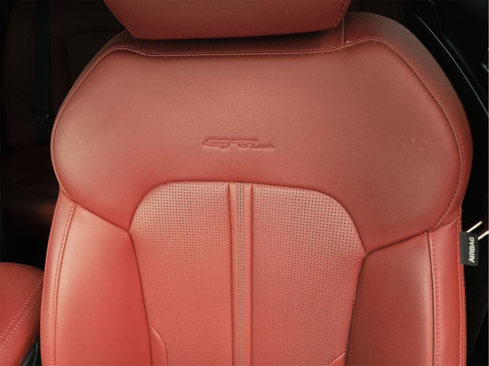 2026 KIA K5 photo 17 of 35