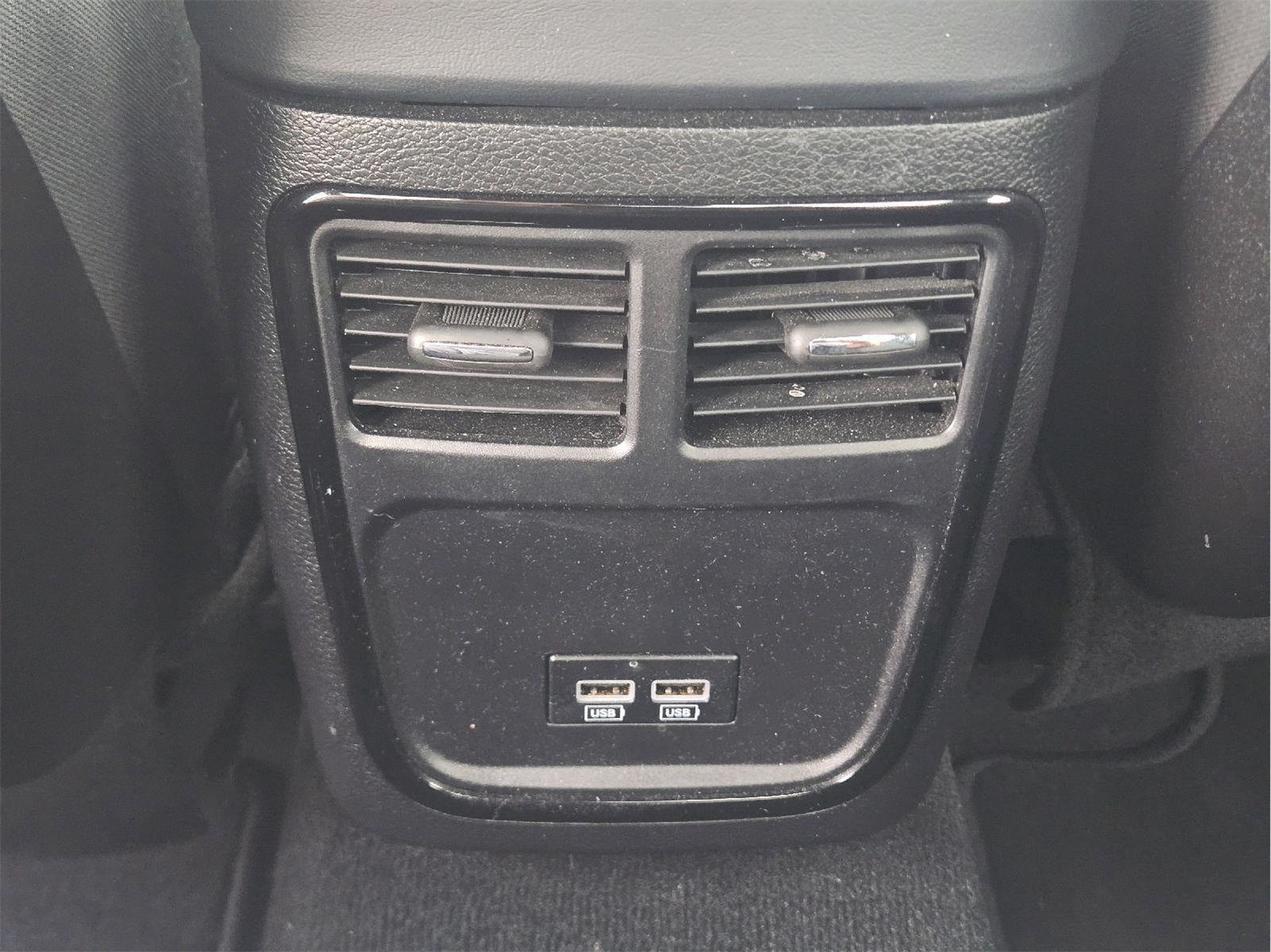2023 Dodge Charger photo 19 of 34