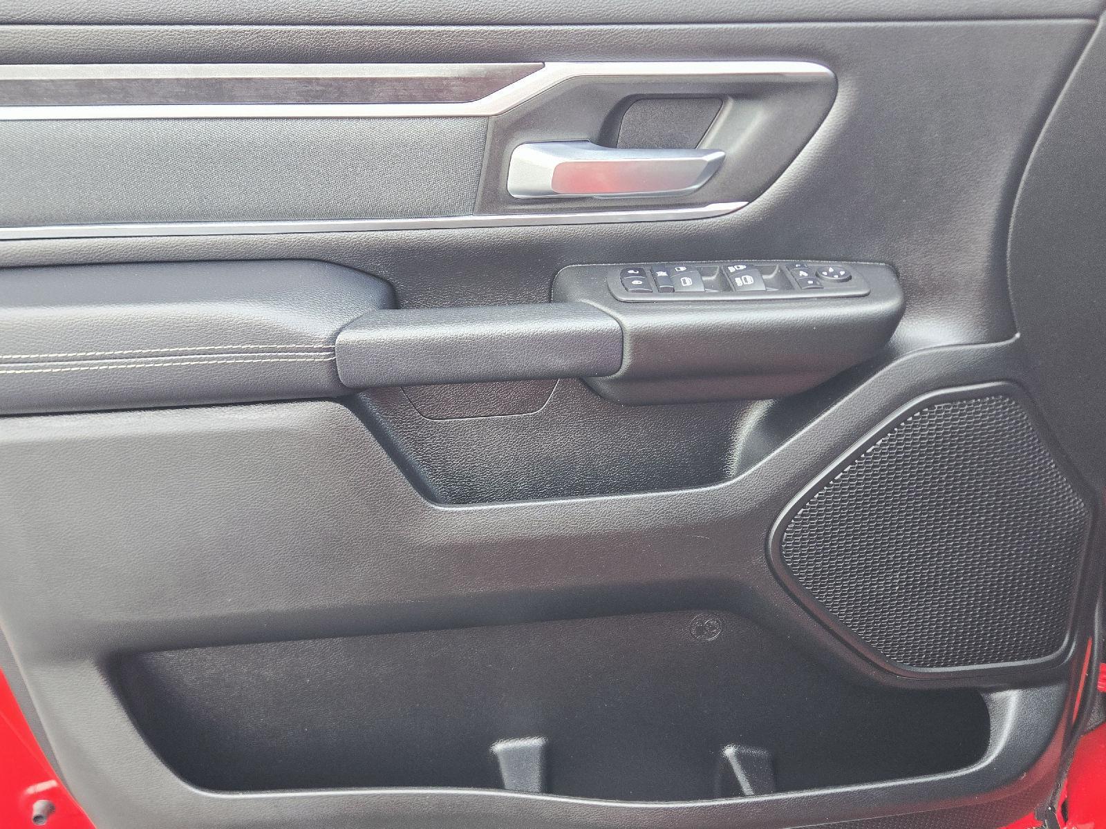 2023 RAM 1500 photo 18 of 35