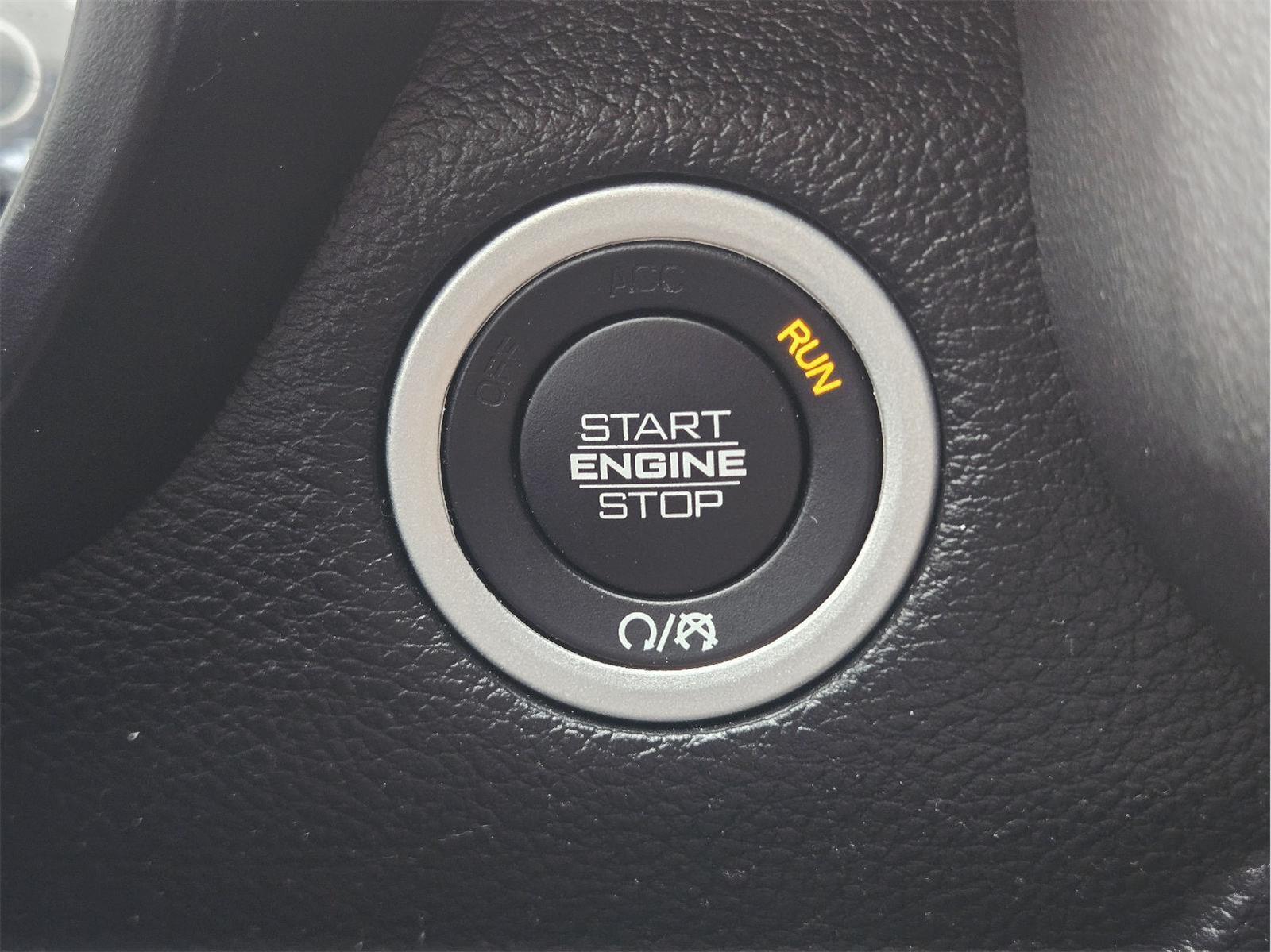 2023 RAM 1500 photo 26 of 35