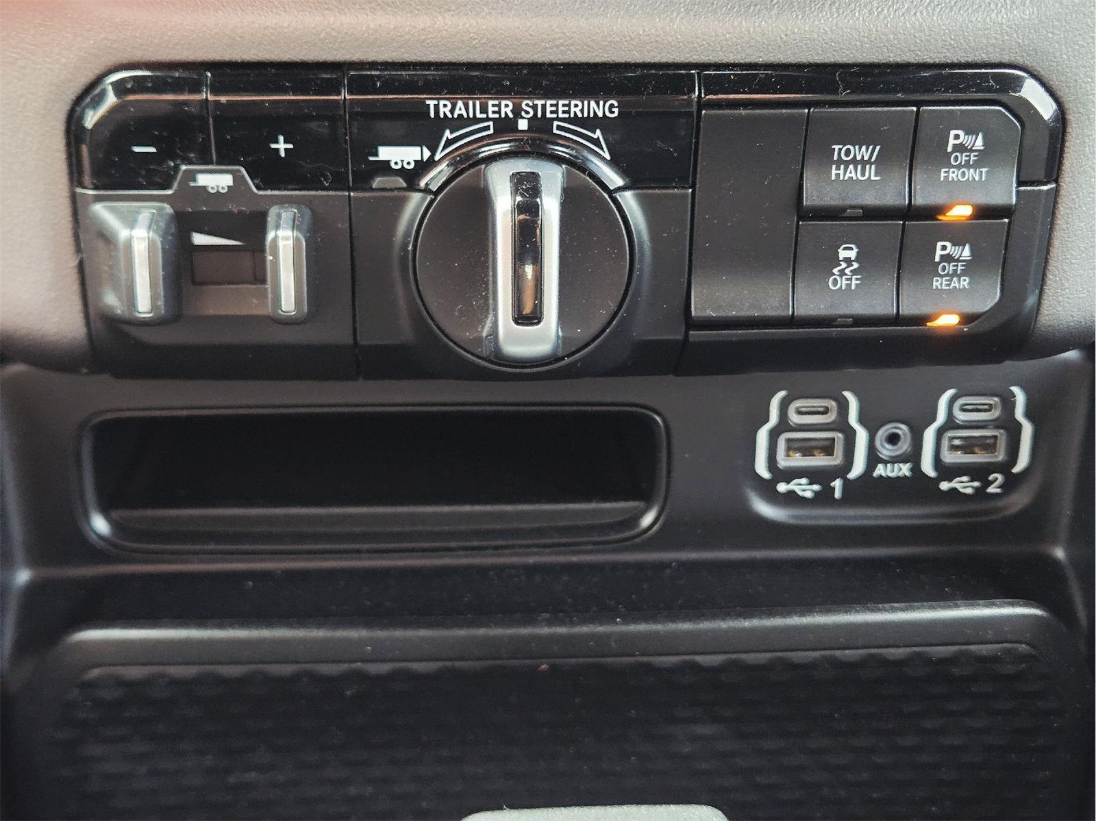 2023 RAM 1500 photo 27 of 35