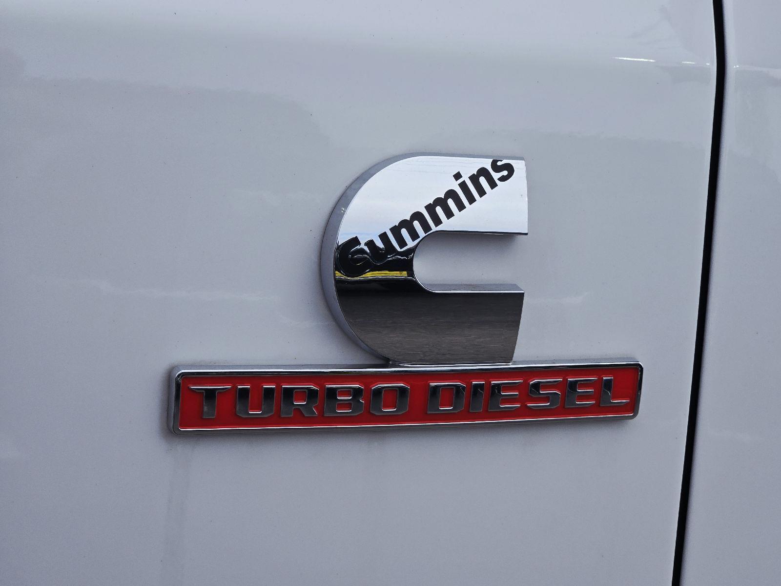 2025 Ram 3500 Chassis Cab photo 9 of 36