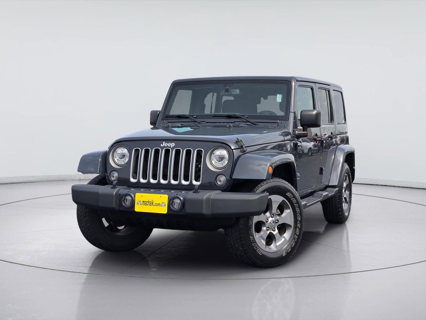 Rhino Clearcoat 2017 Jeep Wrangler SUV / Crossover Four-Wheel Drive 5-Speed Automatic