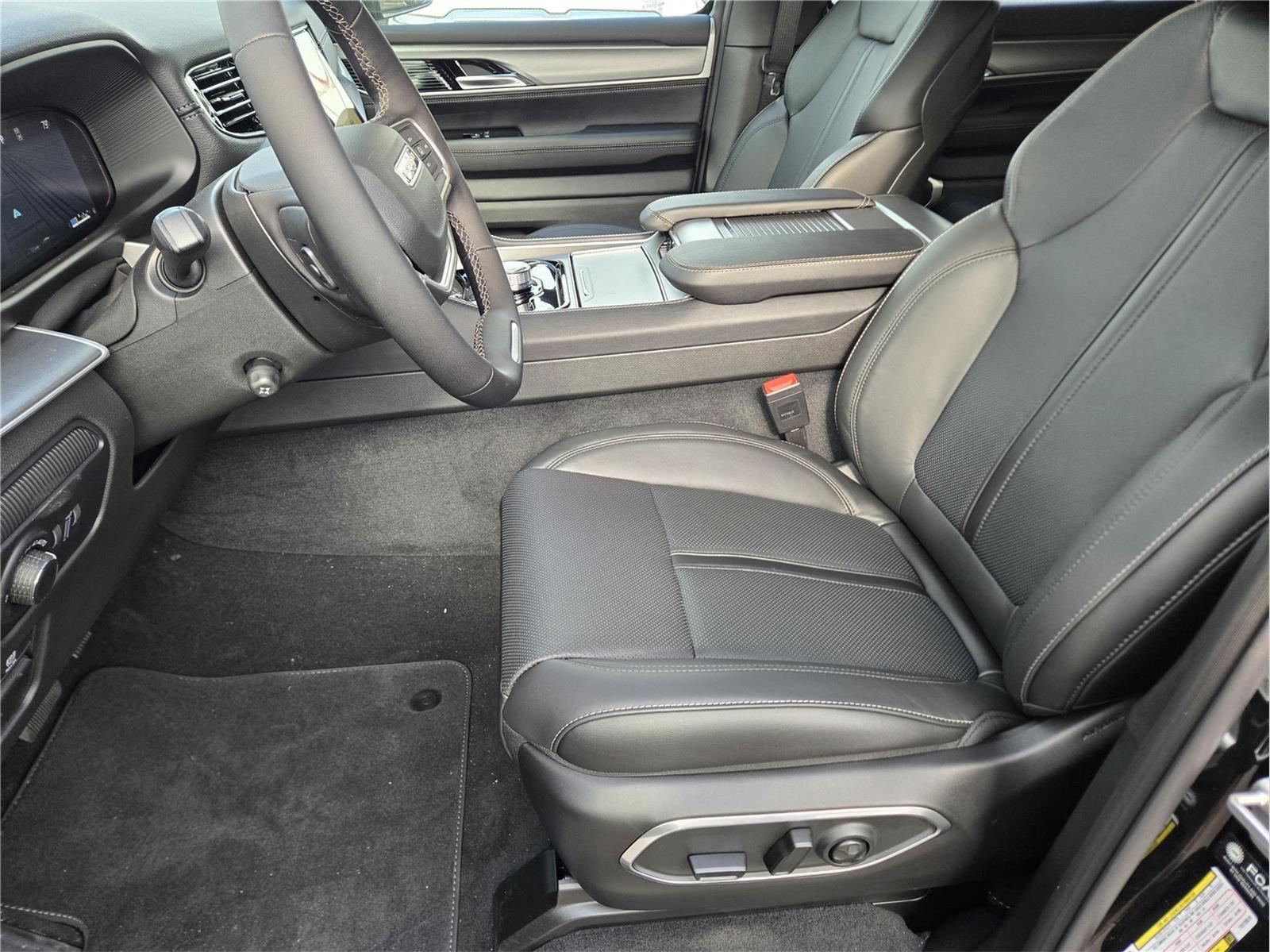 2026 Jeep Grand Wagoneer - 8
