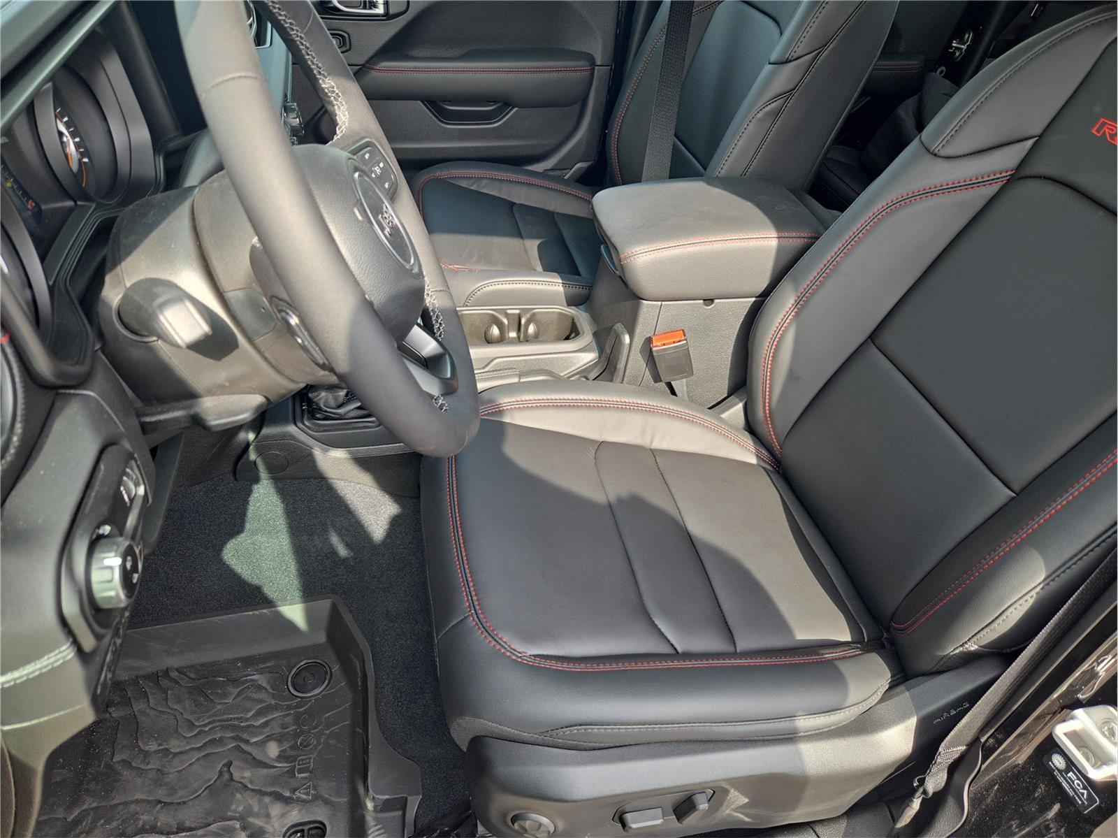 2025 Jeep Gladiator Rubicon at Mac Haik CDJR North Houston