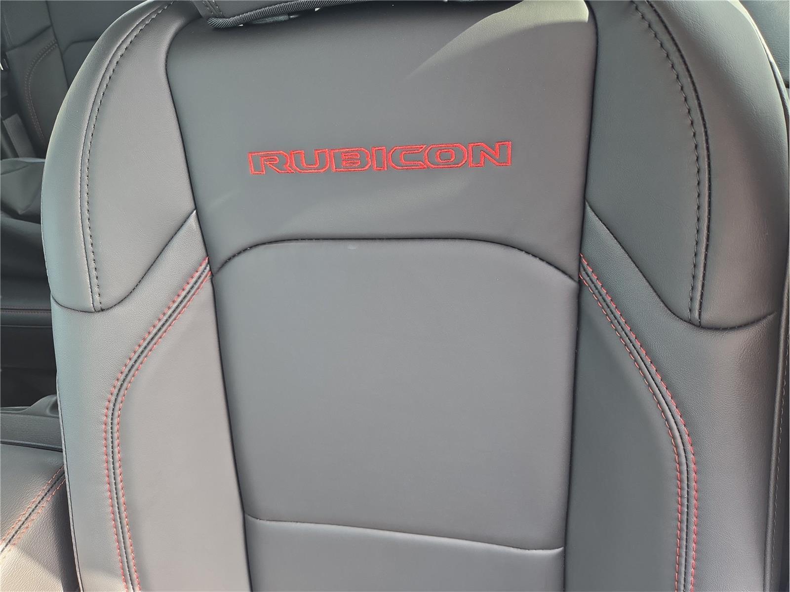 2025 Jeep Gladiator Rubicon at Mac Haik CDJR North Houston