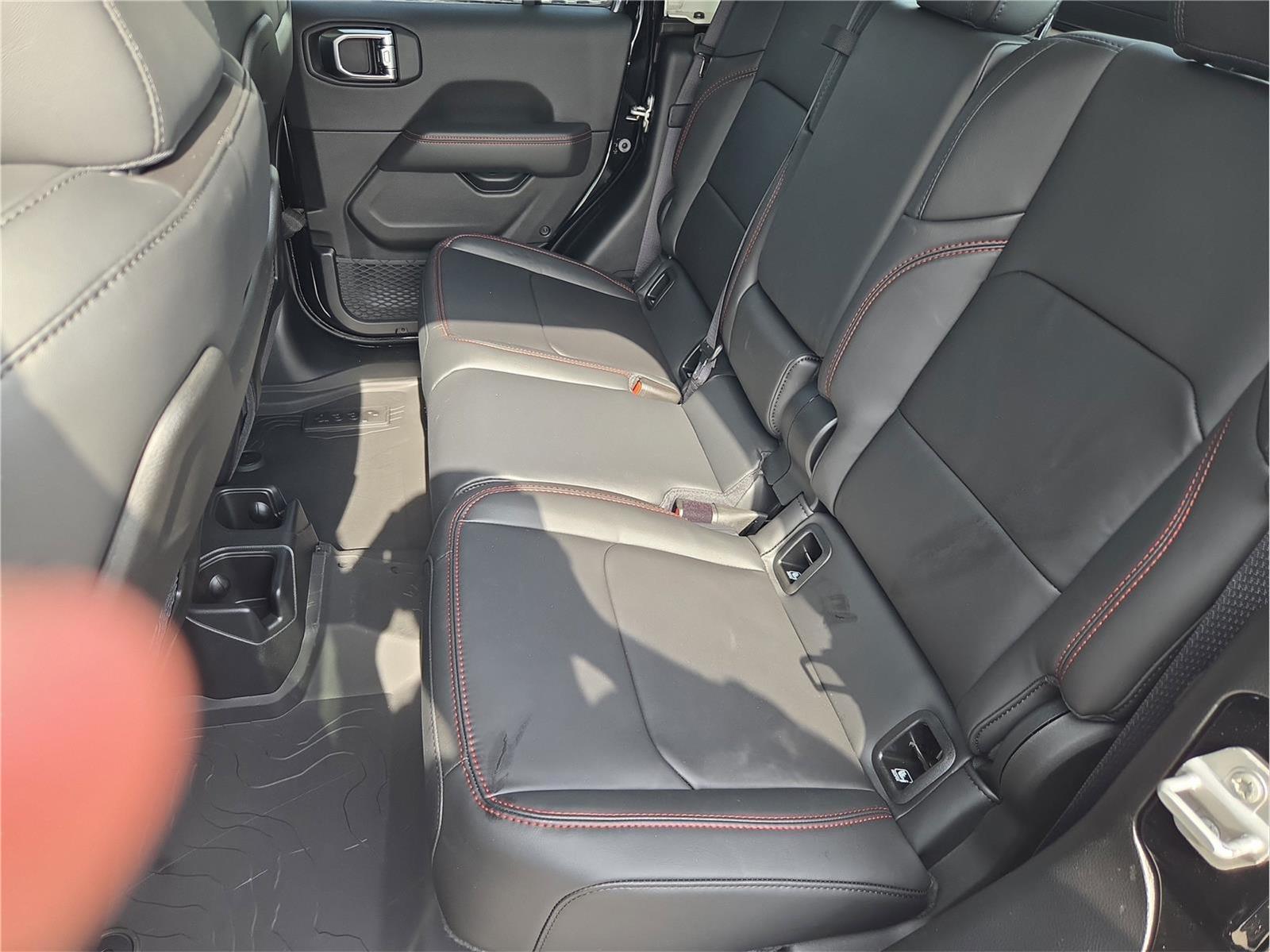 2025 Jeep Gladiator Rubicon at Mac Haik CDJR North Houston