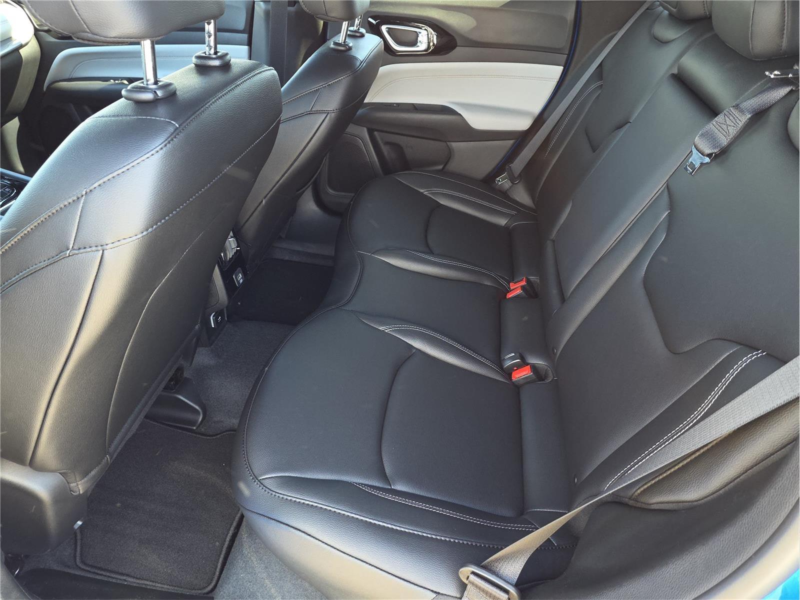 2026 Jeep Compass Limited - 9