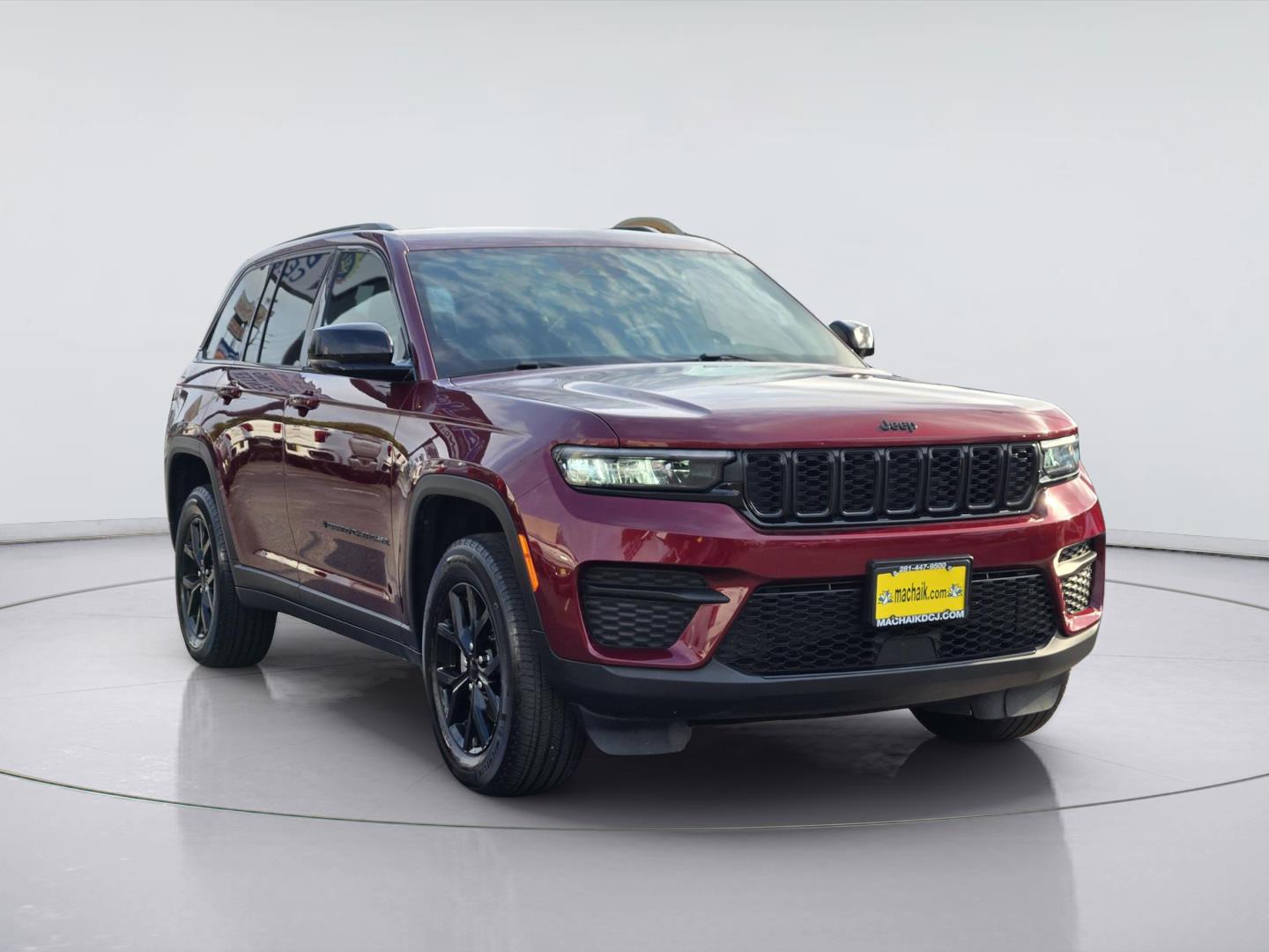 2024 Jeep Grand Cherokee Altitude - 2