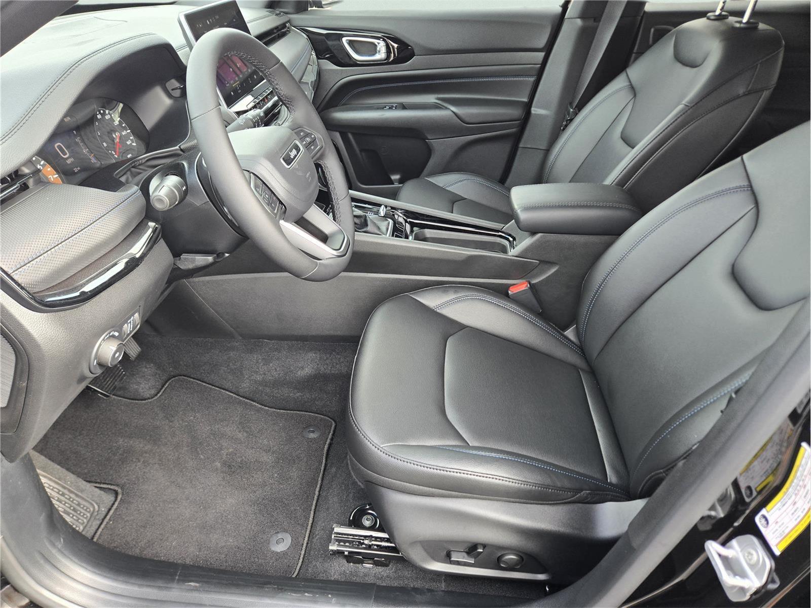 2025 Jeep Compass Limited at AutoNation USA Katy