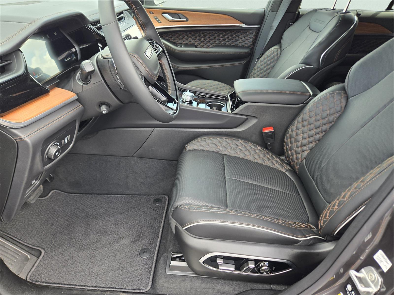 2026 Jeep Grand Cherokee Summit - 7