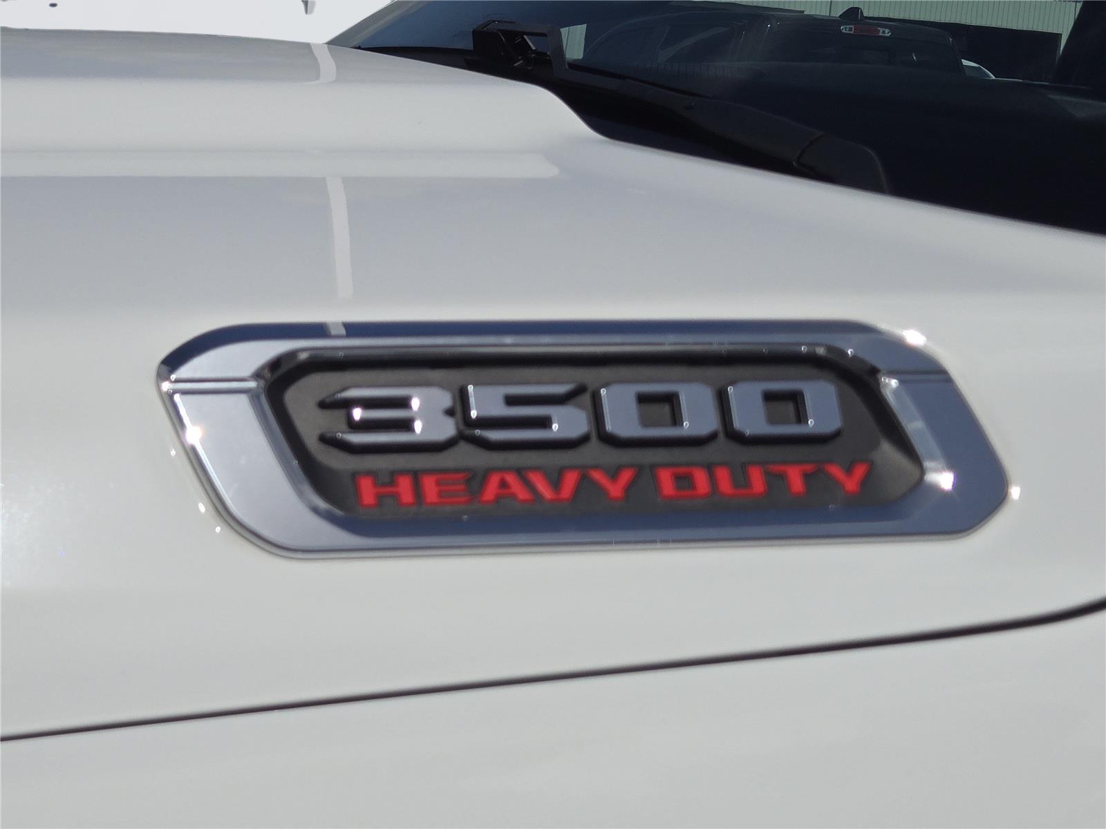 2025 RAM 3500 TRADESMAN - 9