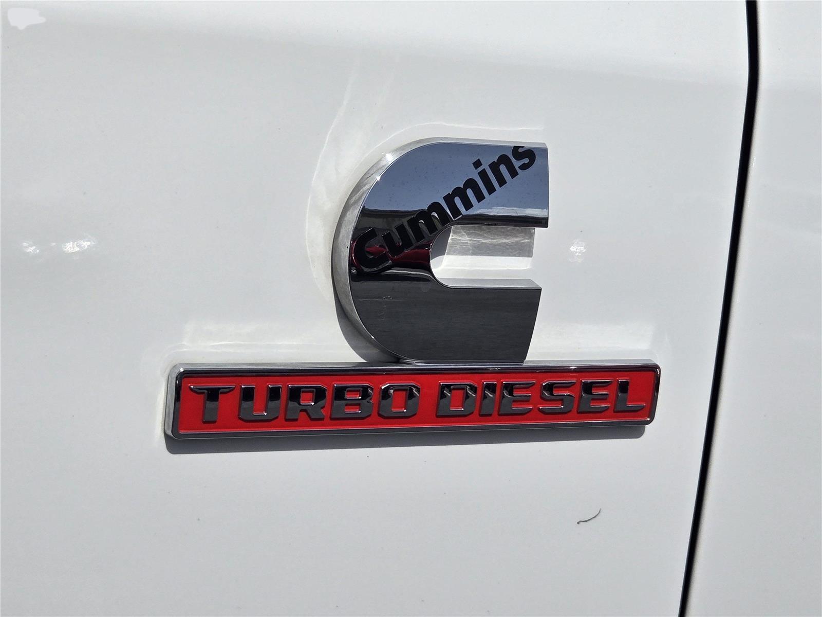 2025 RAM 3500 TRADESMAN - 10