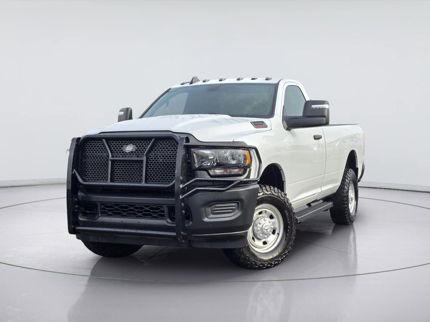 Bright White Clearcoat 2024 RAM 2500 Pickup Truck Four-Wheel Drive 8-Speed Automatic