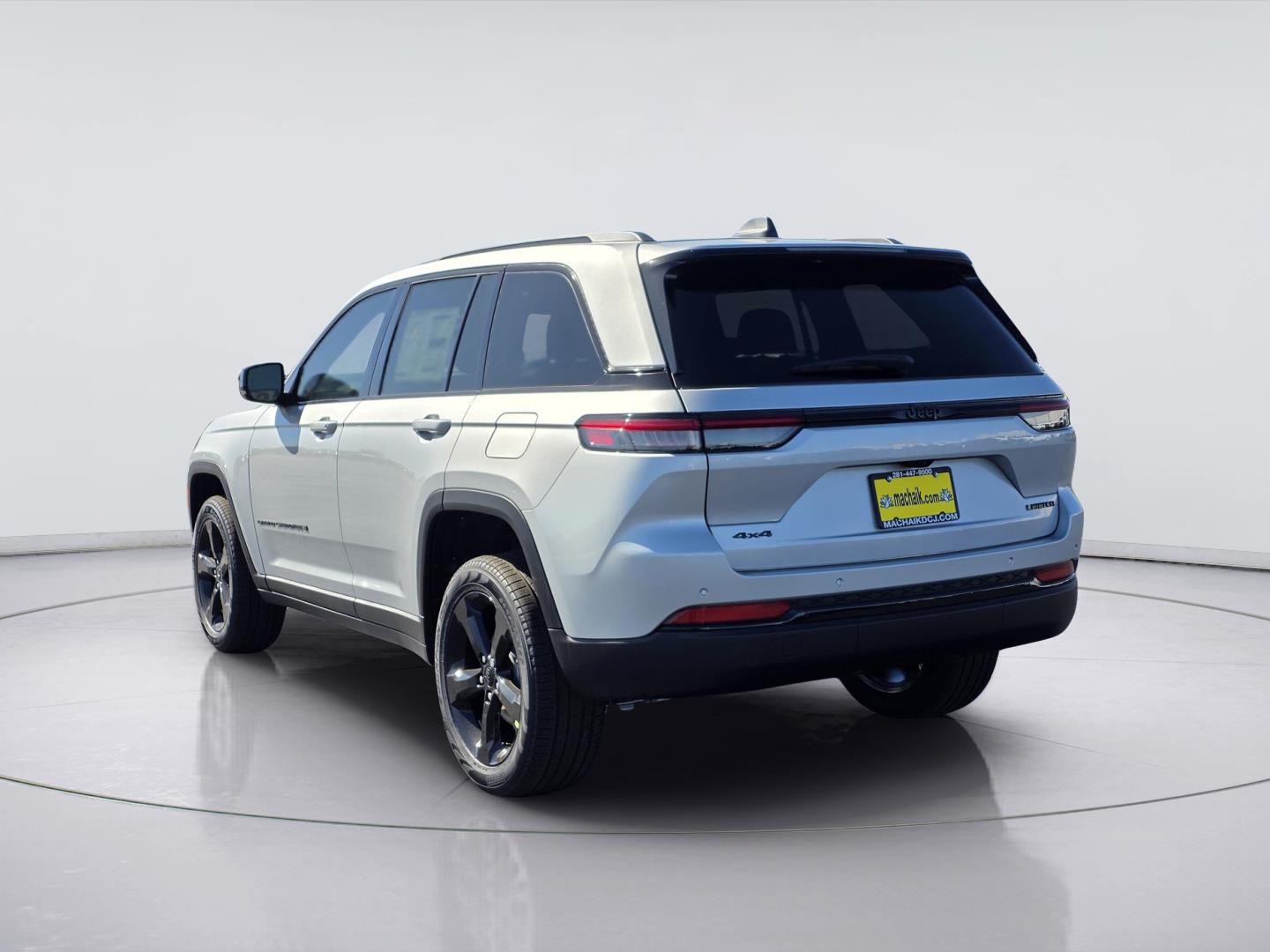 2025 Jeep Grand Cherokee Limited - 3