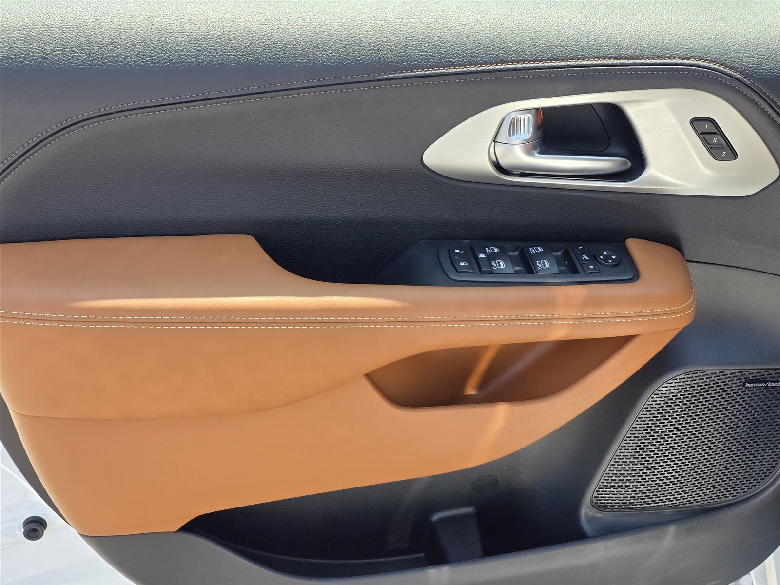 2026 Chrysler Pacifica Pinnacle at Mac Haik CDJR North Houston