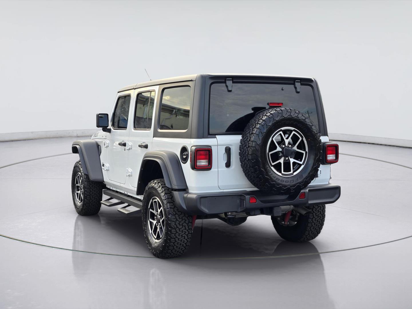 2024 Jeep Wrangler Willys - 5