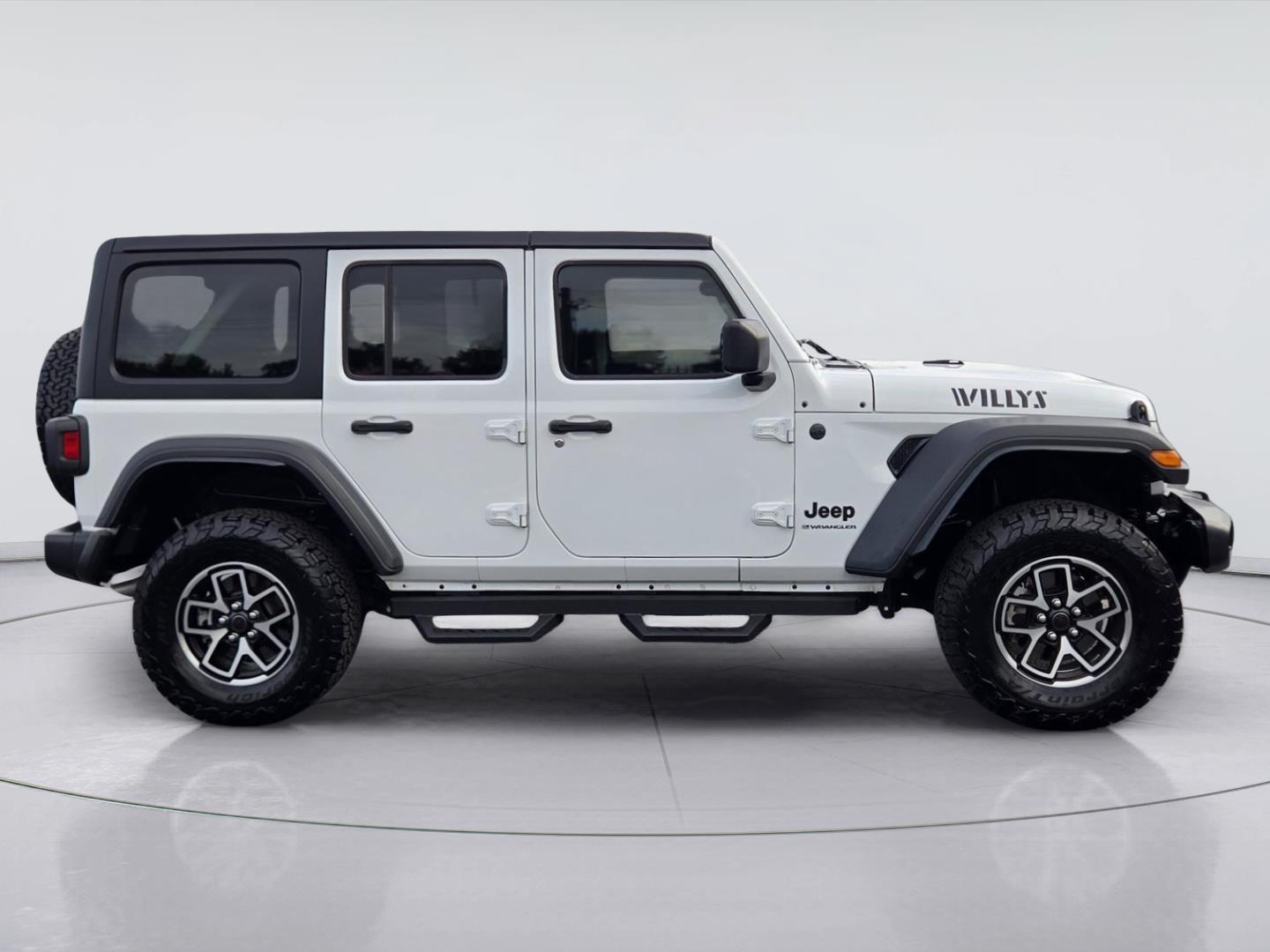2024 Jeep Wrangler Willys - 6
