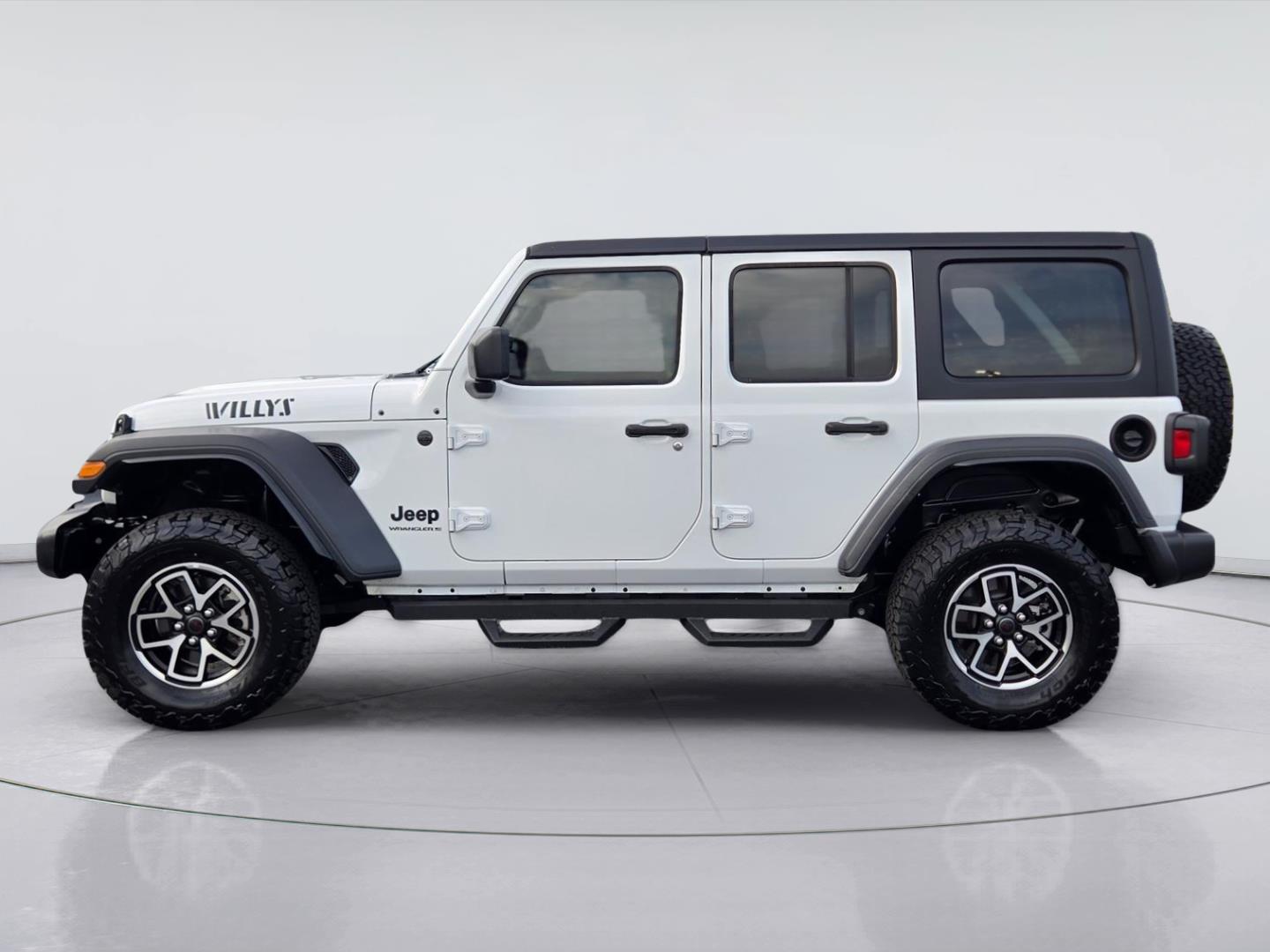 2024 Jeep Wrangler Willys - 7