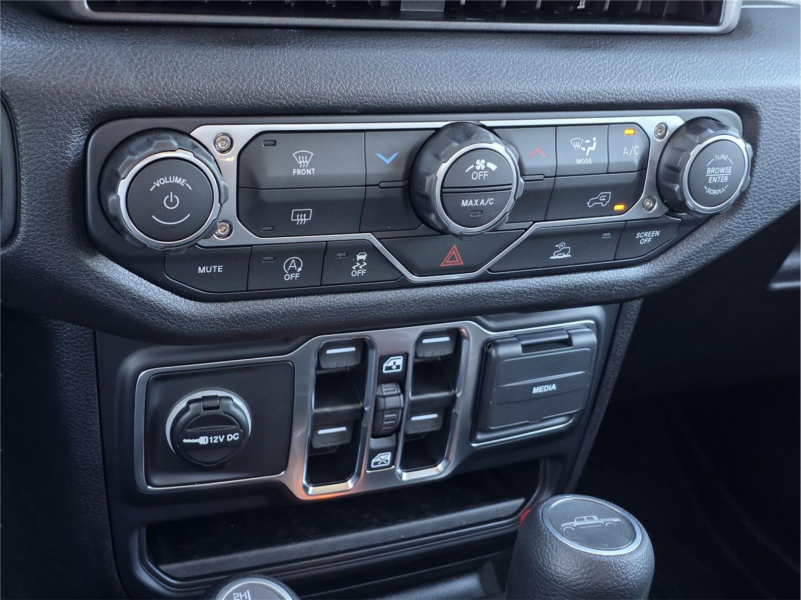 2025 Jeep Gladiator Sport S at Mac Haik CDJR North Houston