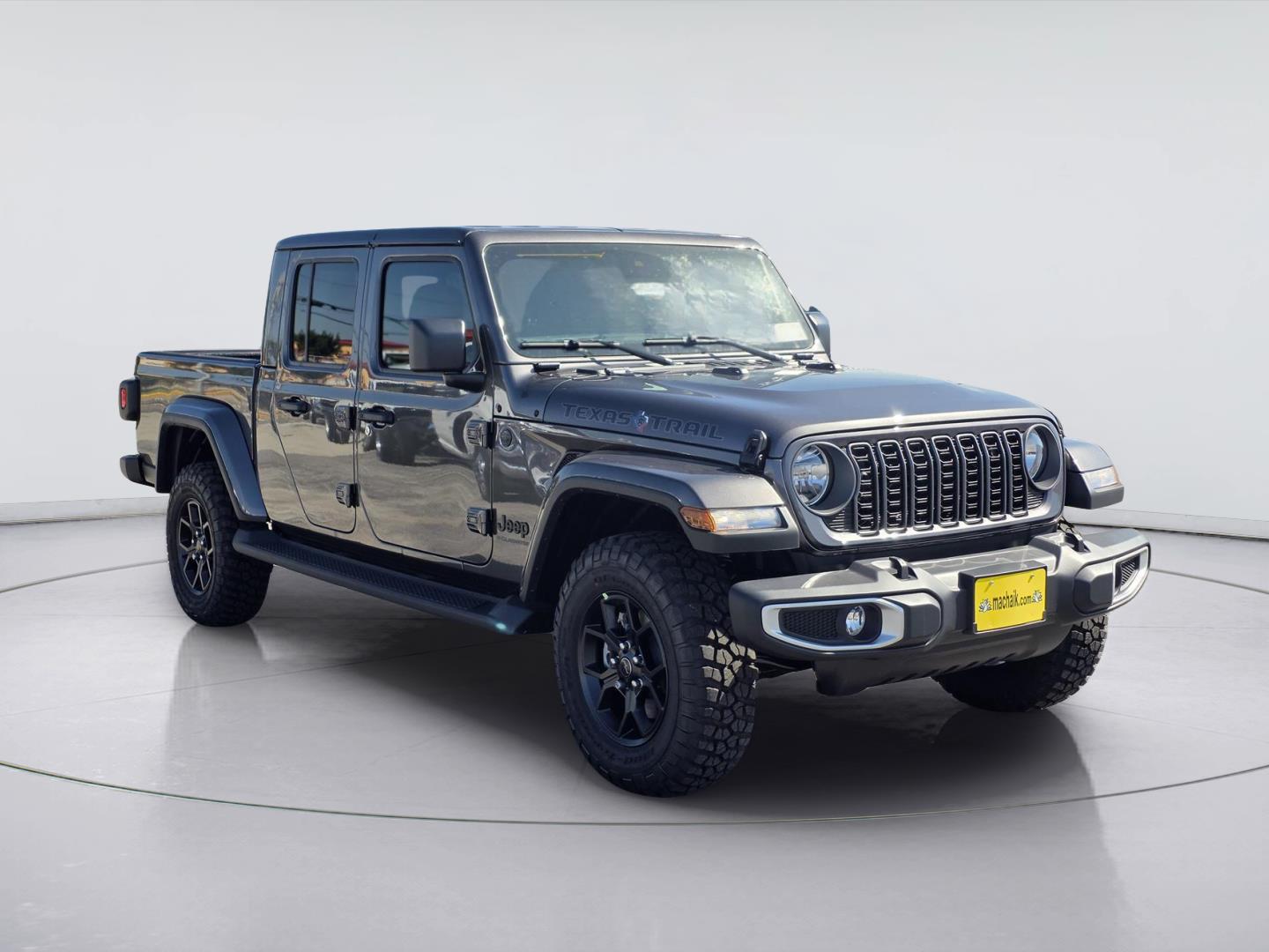 2025 Jeep Gladiator photo 2 of 16