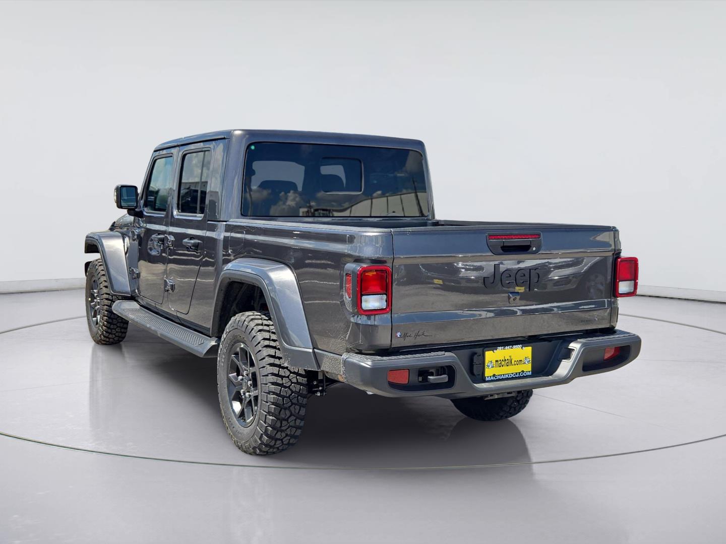 2025 Jeep Gladiator photo 4 of 15