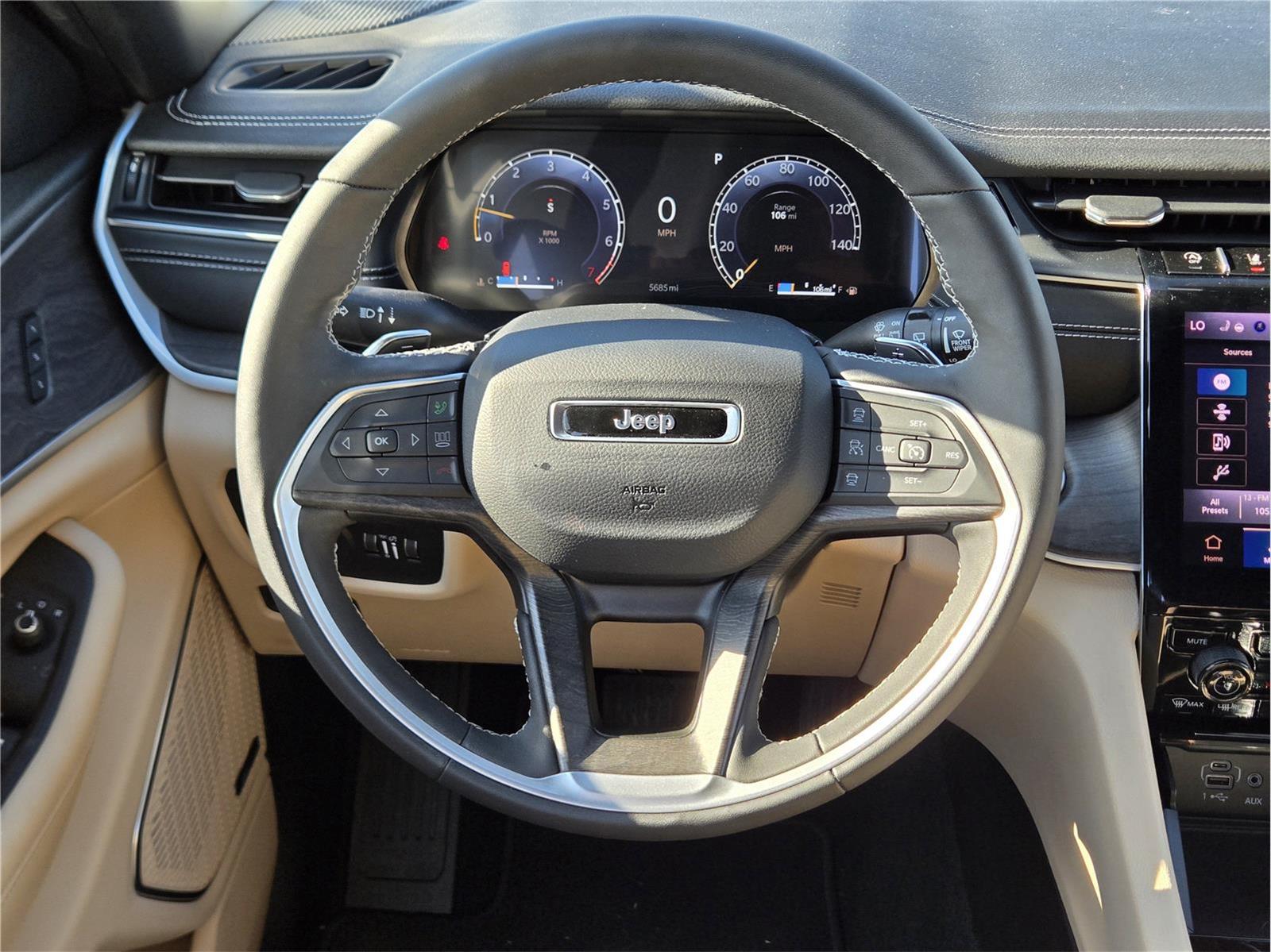 2025 Jeep Grand Cherokee Limited - 10