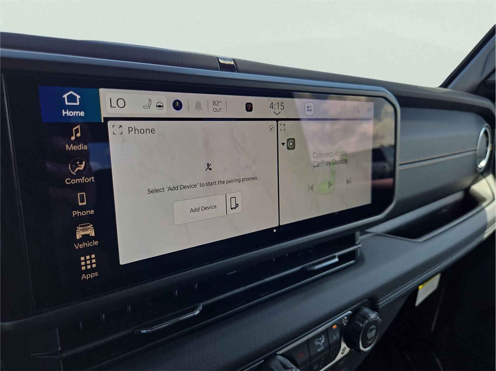 2025 Jeep Gladiator photo 12 of 15