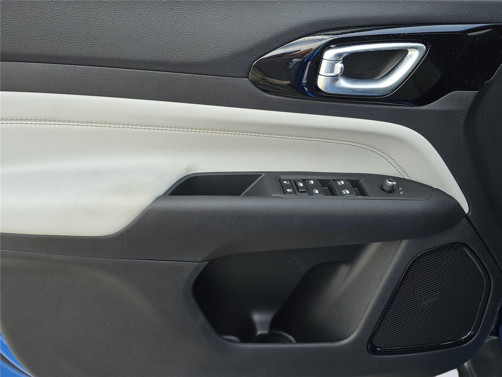 2026 Jeep Compass photo 9 of 16