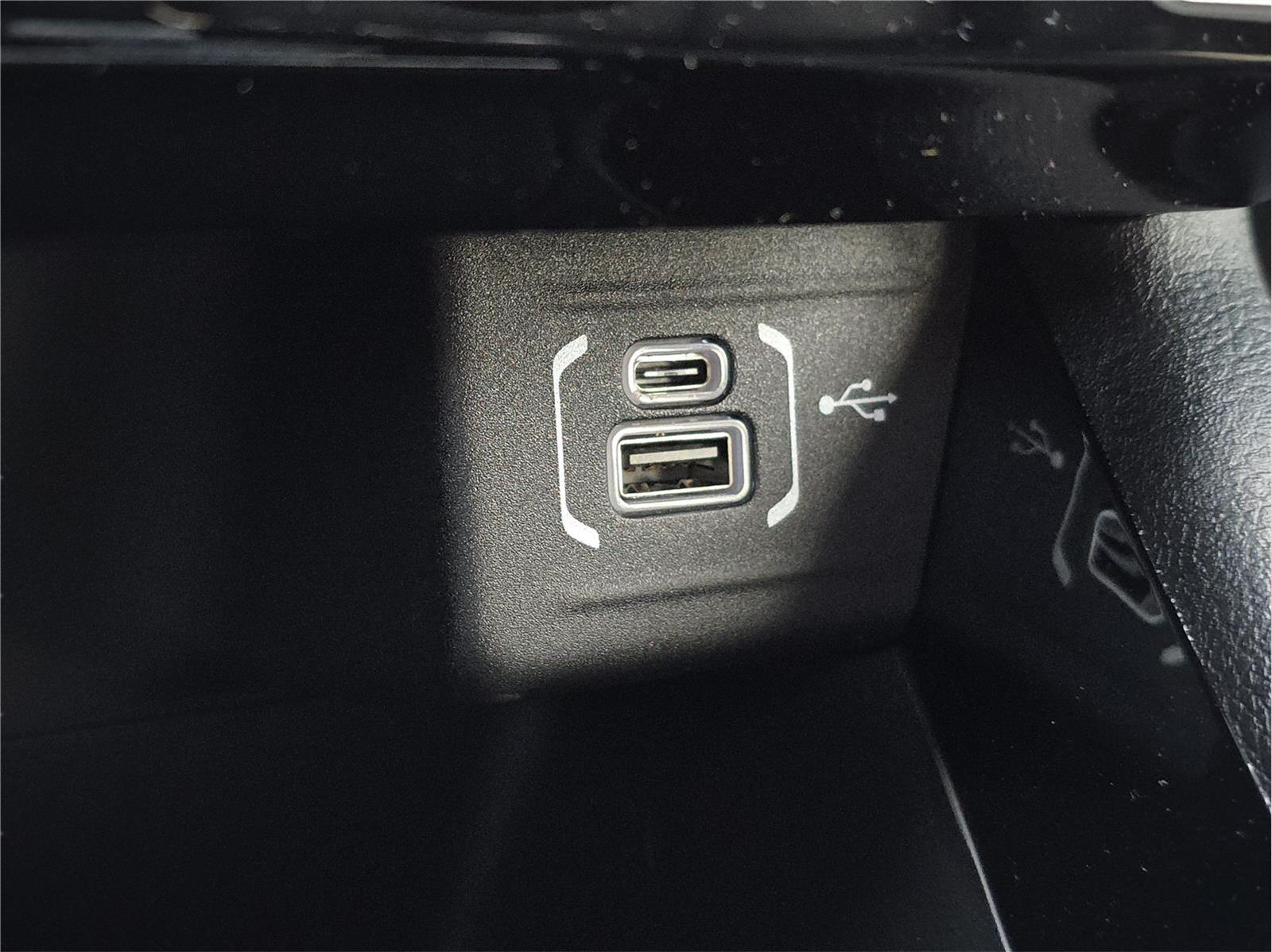 2026 Jeep Compass photo 14 of 16