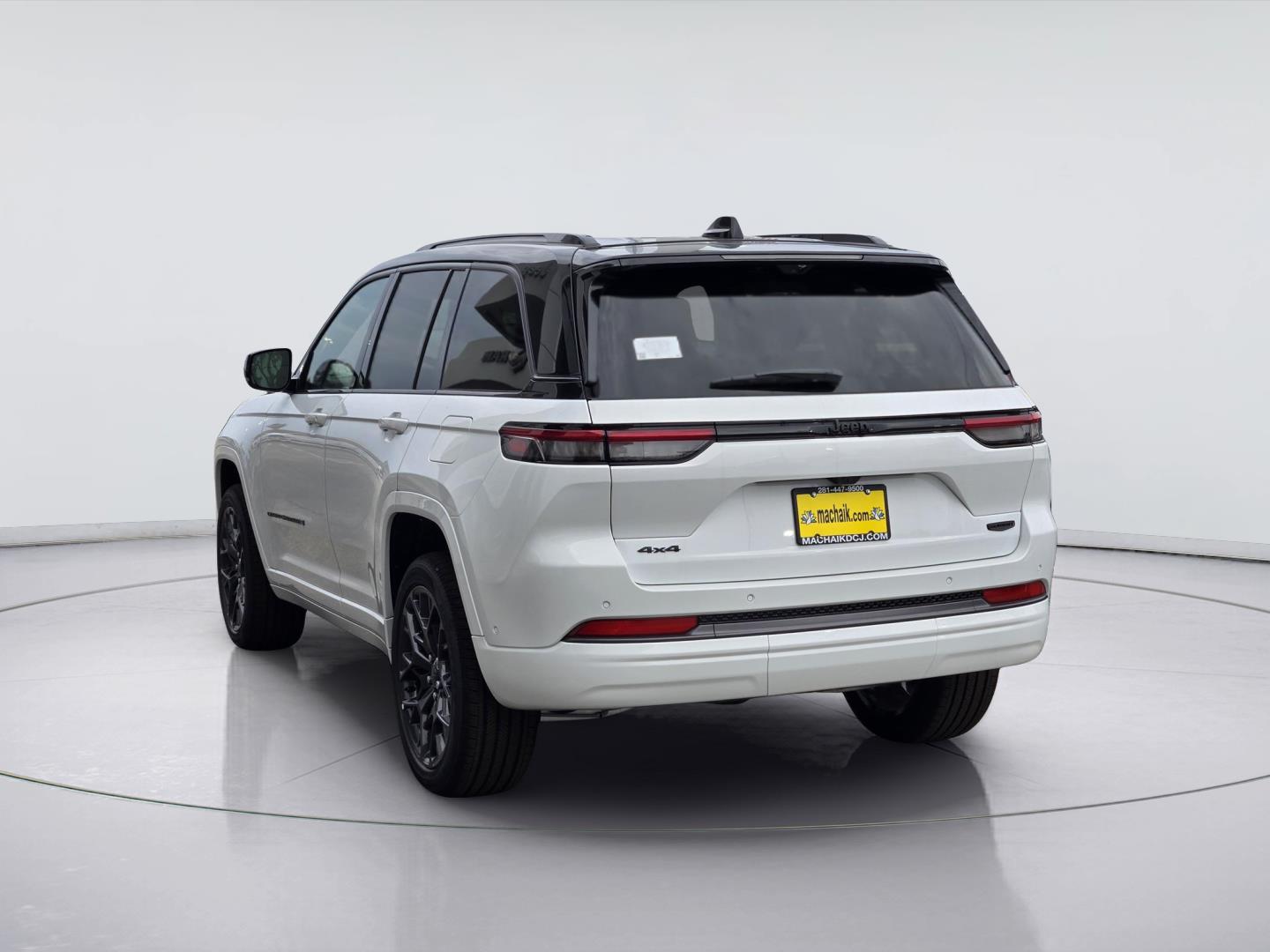 2026 Jeep Grand Cherokee Summit - 3